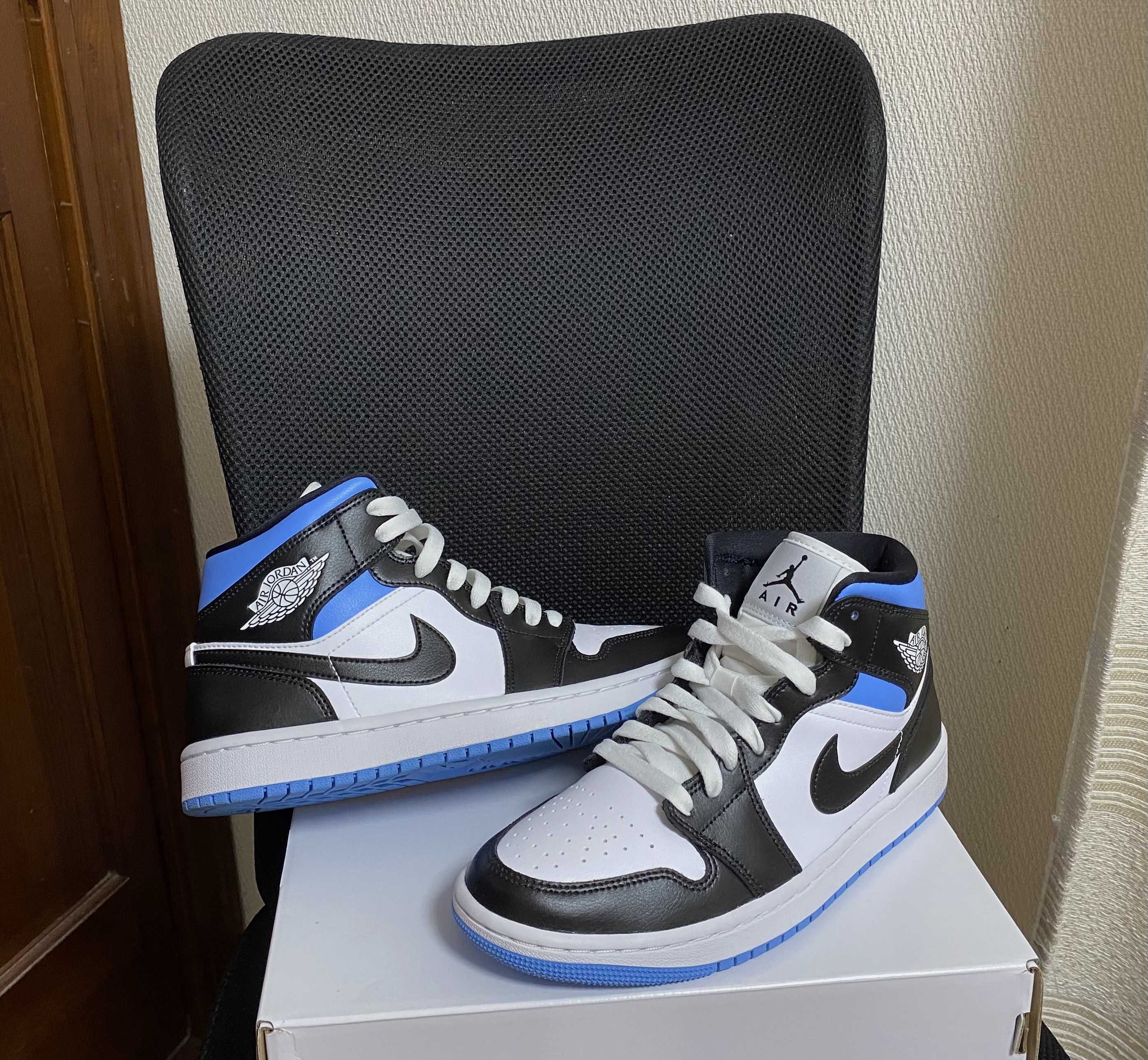 Nike Women's Air Jordan 1 Mid "Black/University Blue"