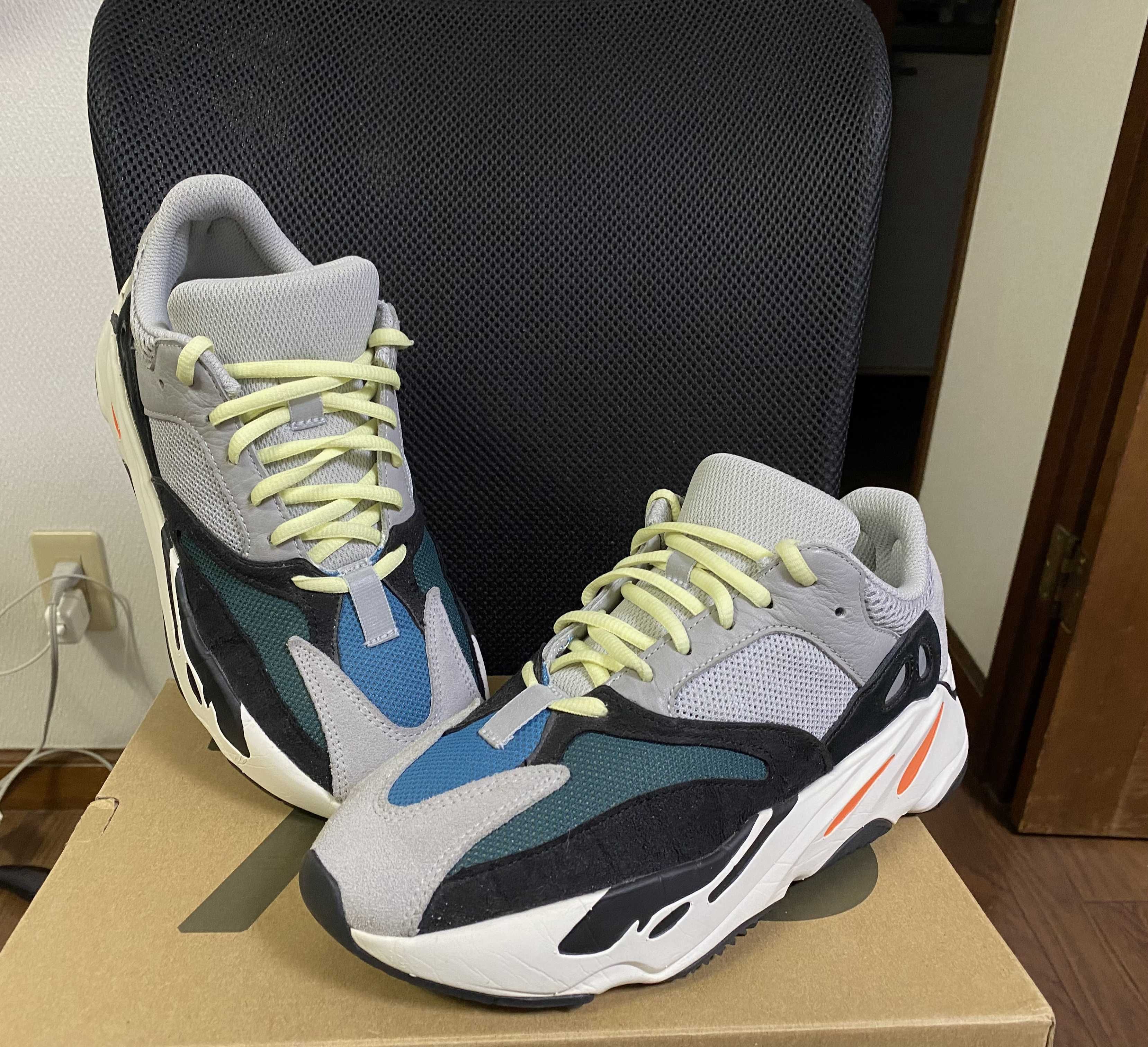 adidas YEEZY Boost 700 "Wave Runner"
