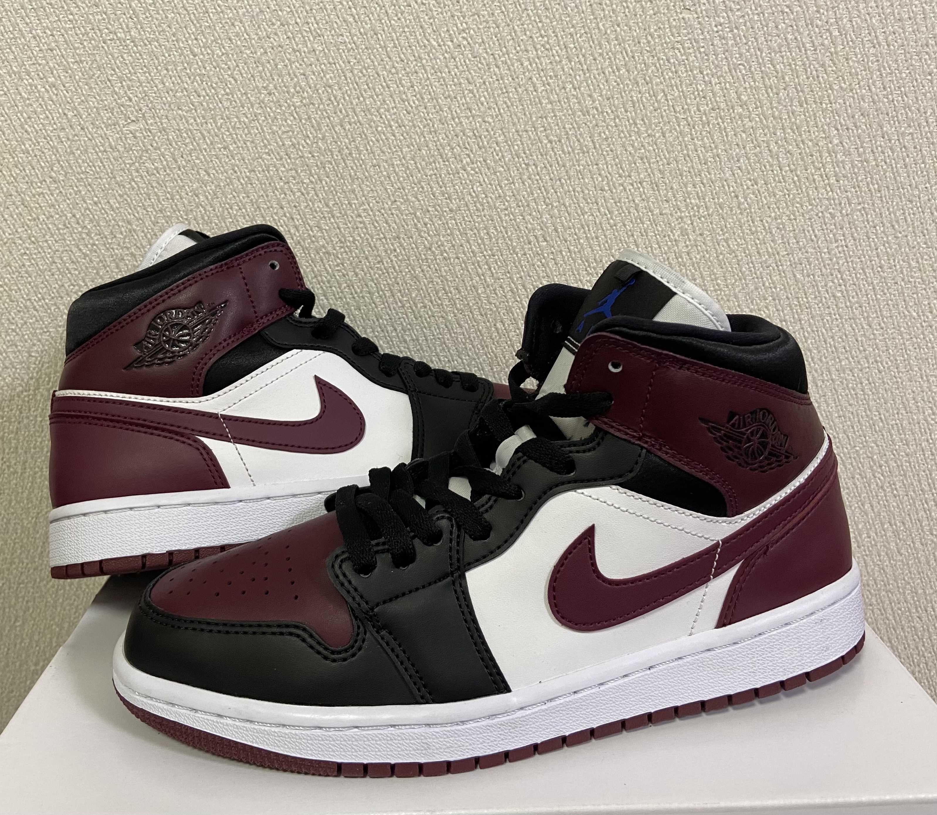 NIKE Women's AIR JORDAN 1 MID "DARK BEETROOT"