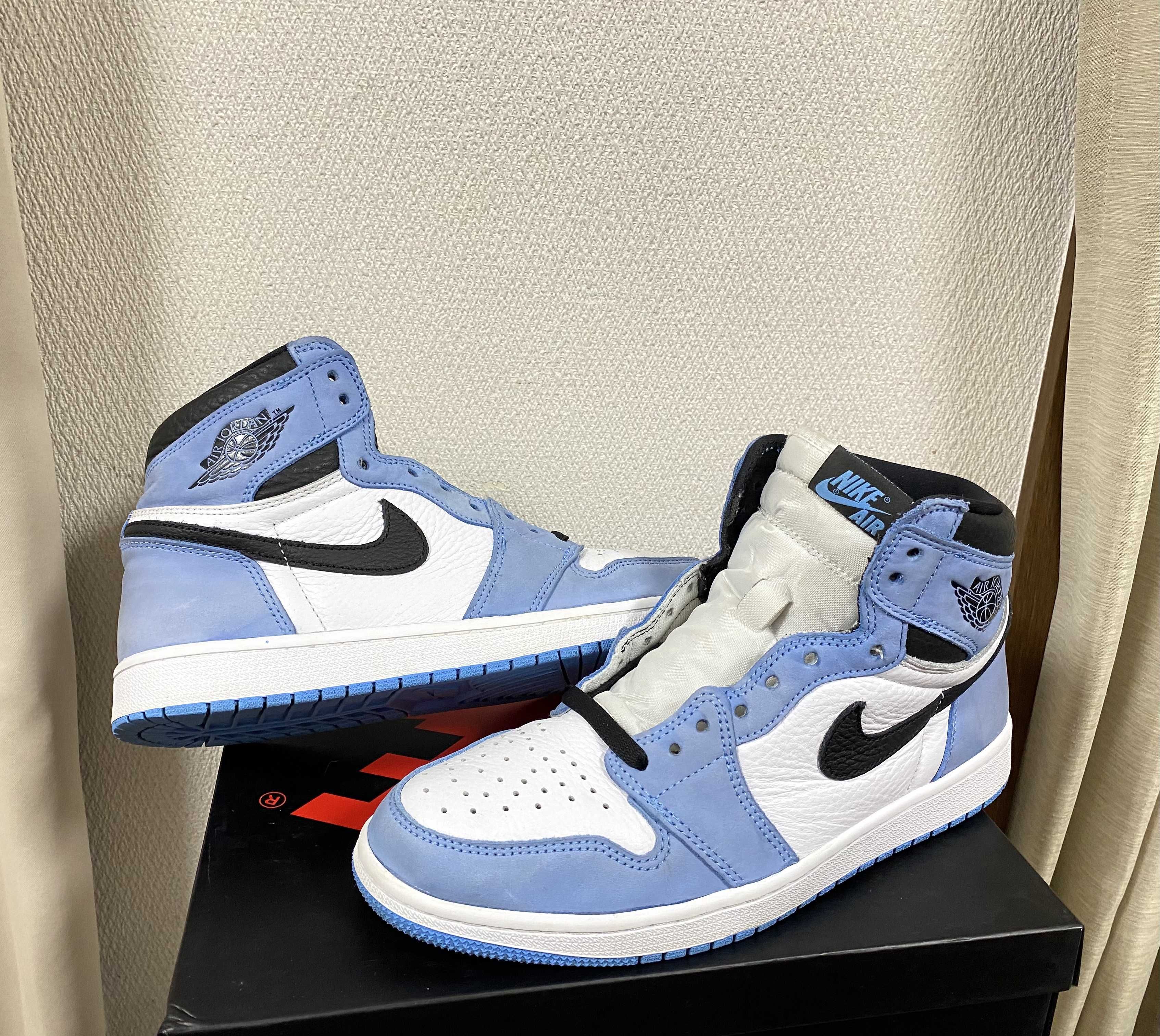 Nike Air Jordan 1 High OG "University Blue"