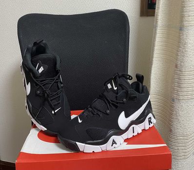 NIKE AIR BARRAGE LOW "BLACK/WHITE"