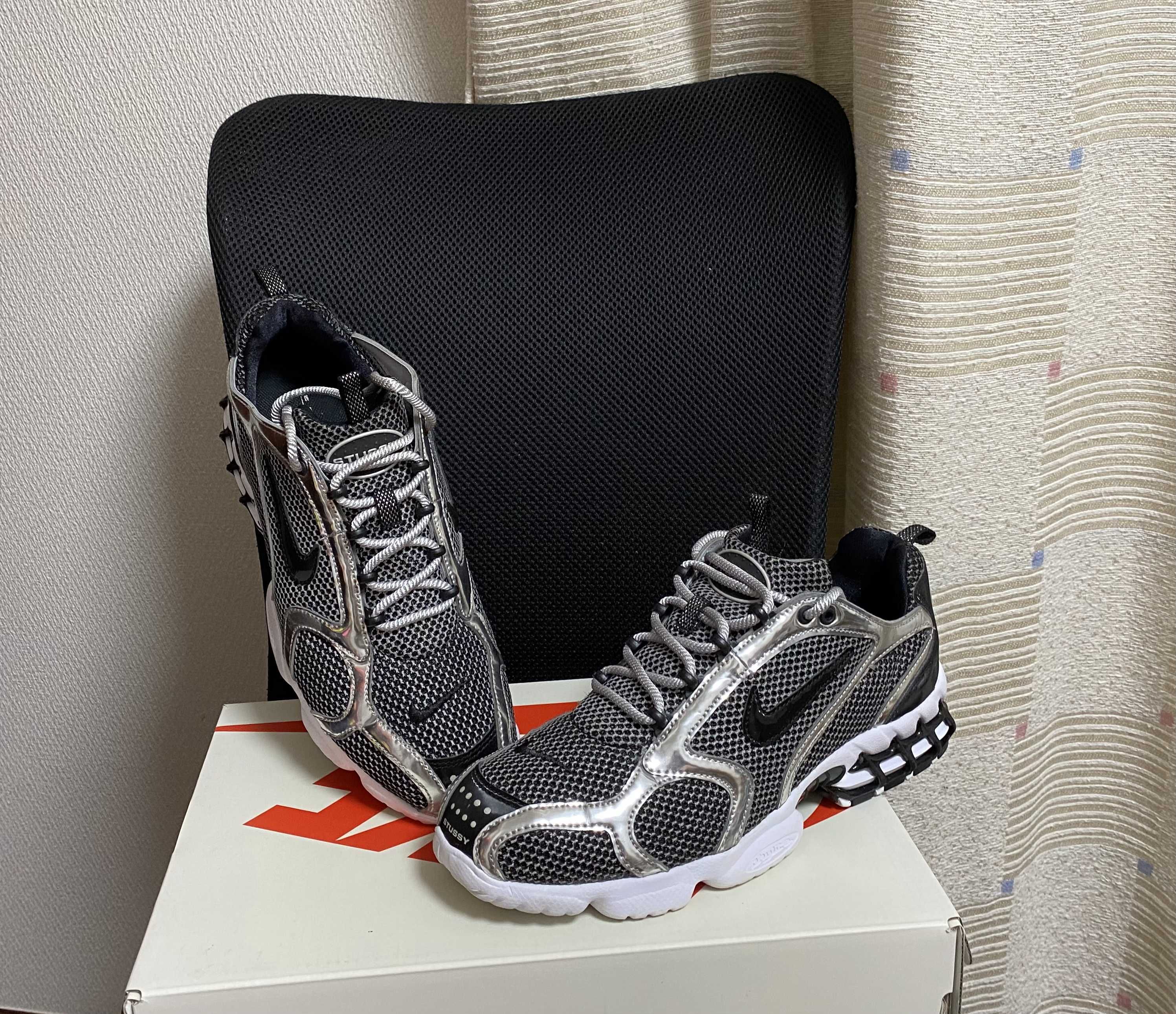 STUSSY × NIKE AIR ZOOM SPIRIDON CAGED "PURE PLATINUM/BLACK-WHITE"