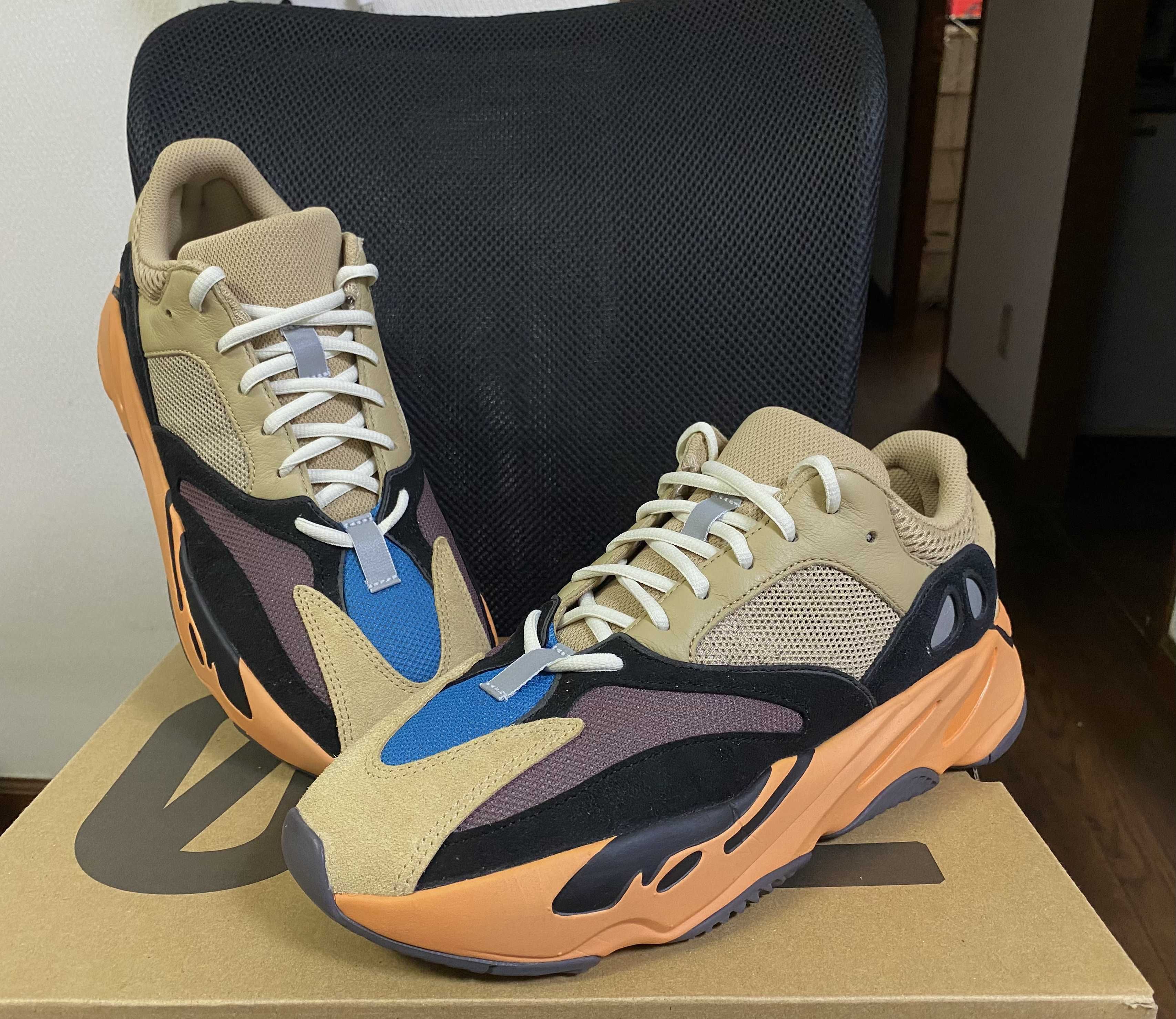 adidas YEEZY Boost 700 "Enflame Amber"