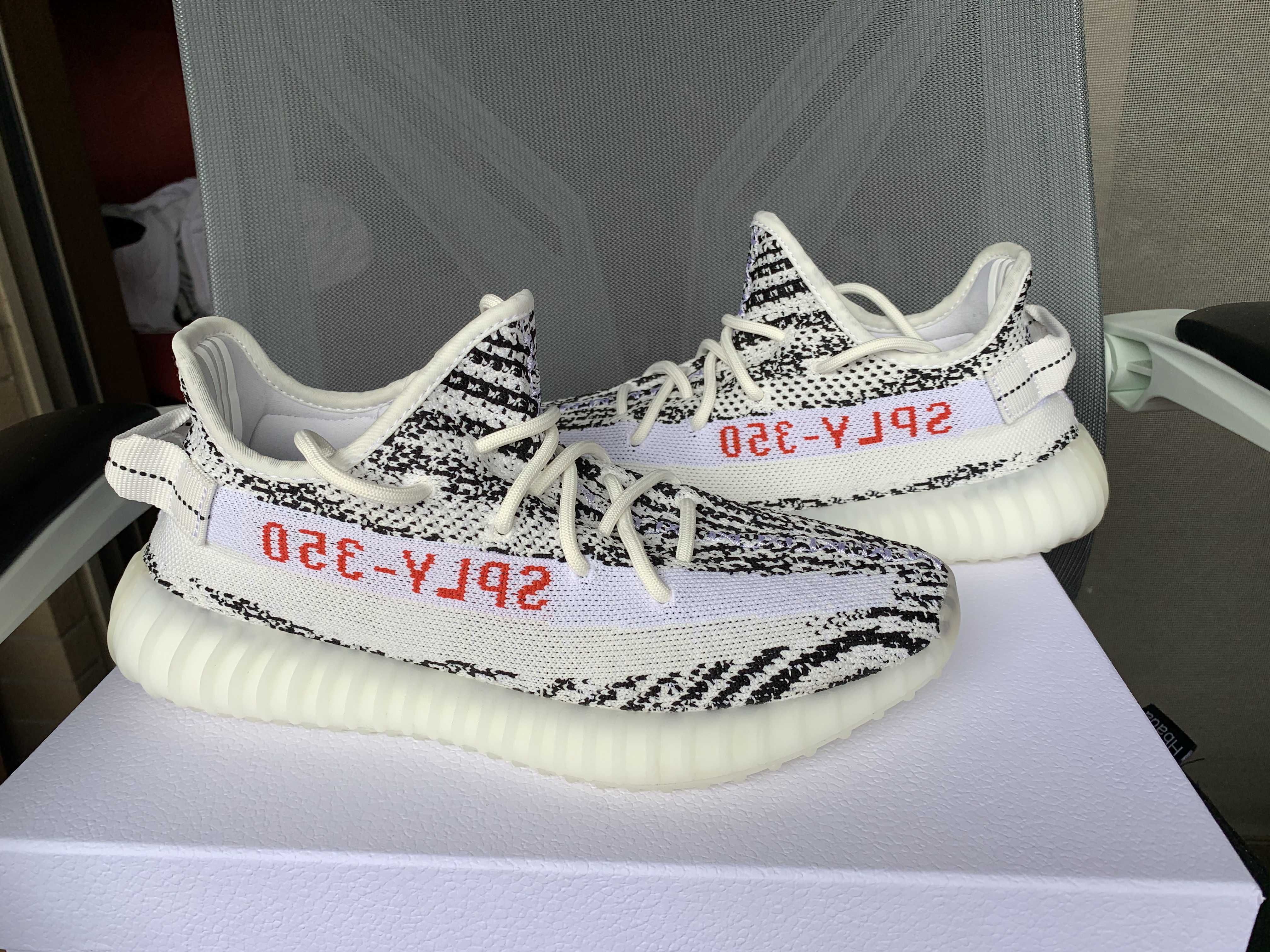 adidas YEEZY Boost 350 V2 "Zebra"