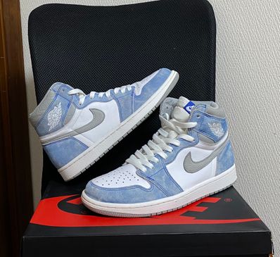 Nike Air Jordan 1 High OG "Hyper Royal"