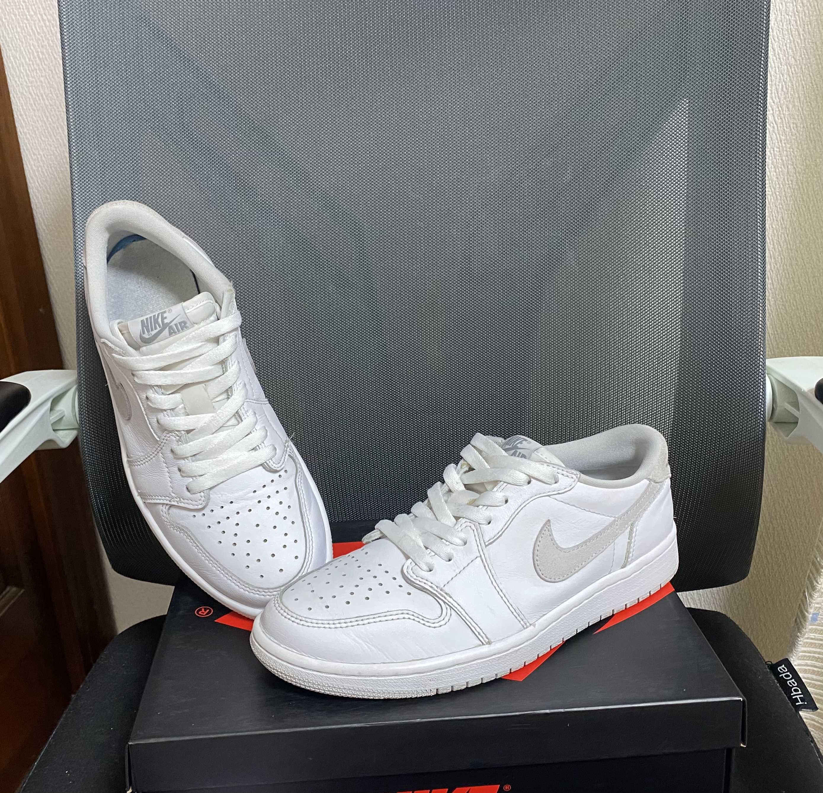 Nike Air Jordan 1 Low OG "Neutral Grey"