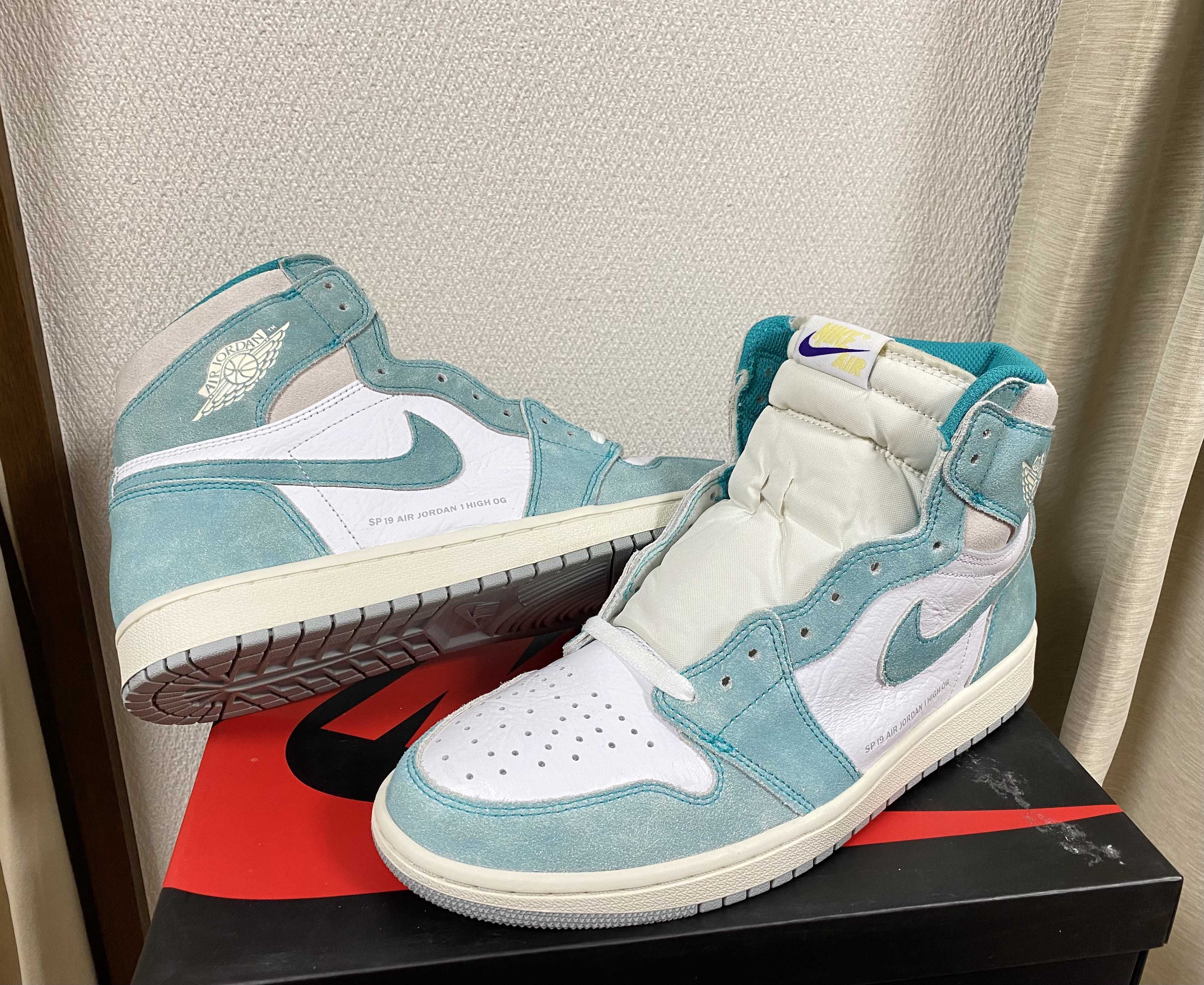 Nike Air Jordan 1 Retro High OG "Turbo Green"