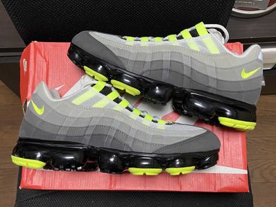 Nike Air Vapormax 95 "Neon"