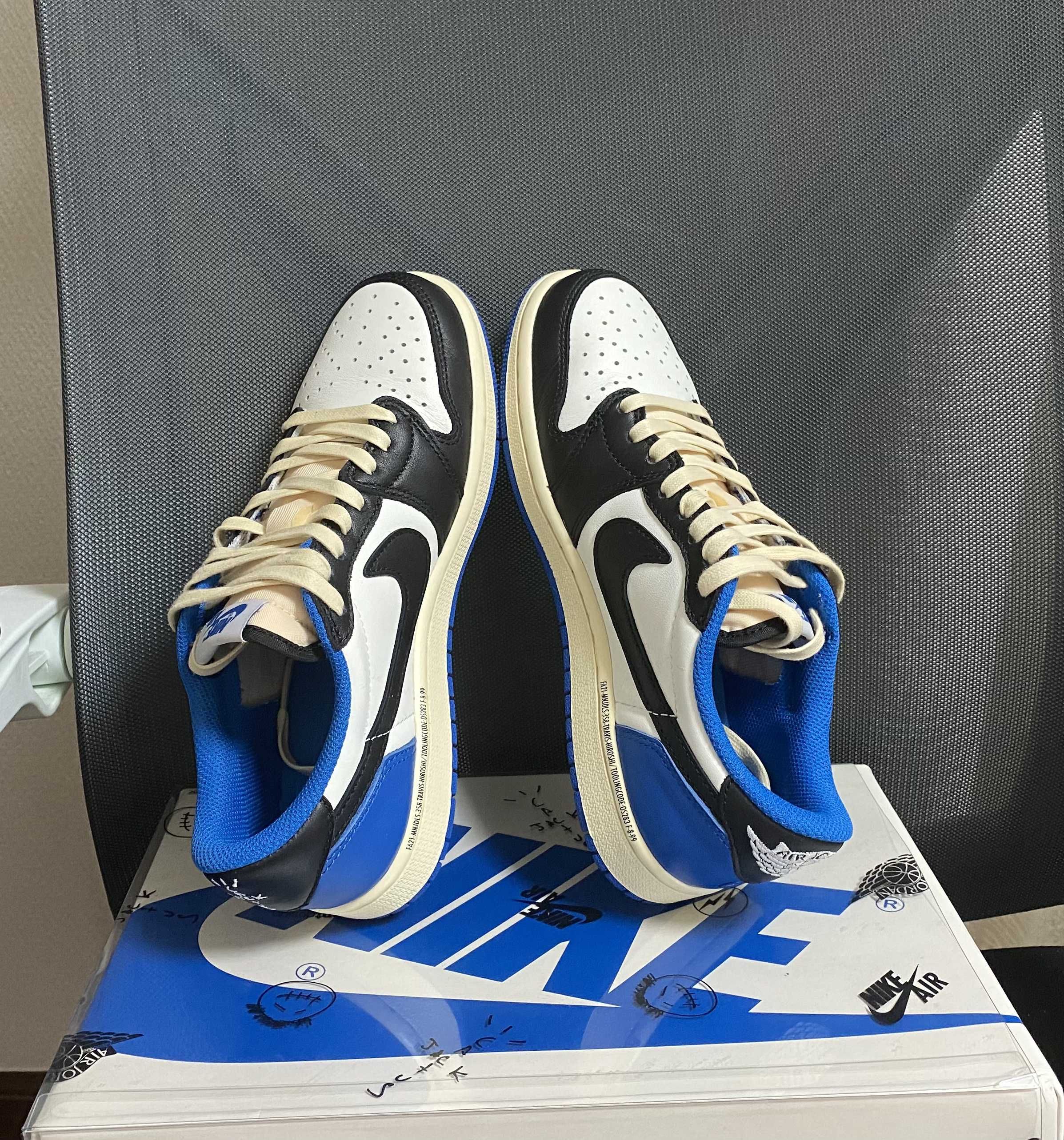 Travis Scott × fragment design × Nike Air Jordan 1 Low OG SP "Military Blue"