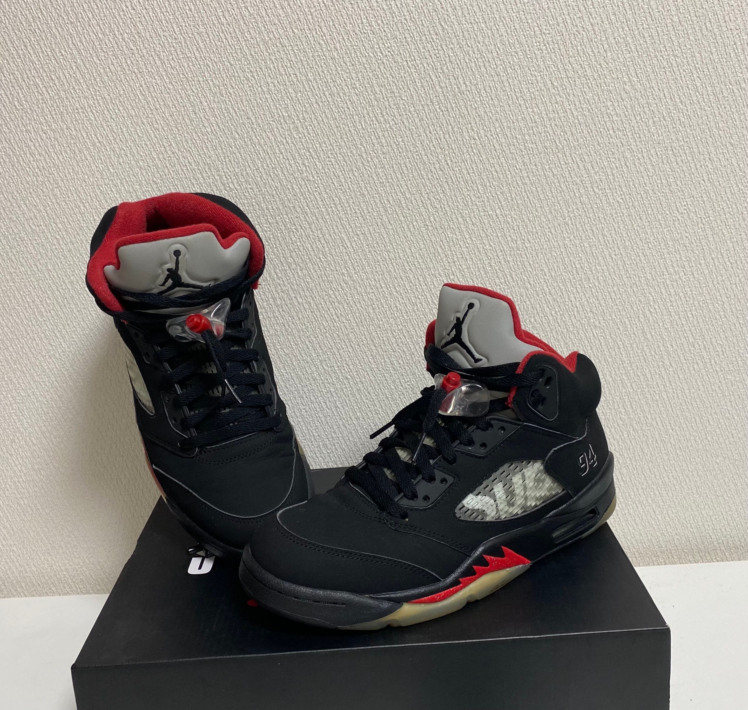 Supreme × Nike Air Jordan 5 Retro "Black"