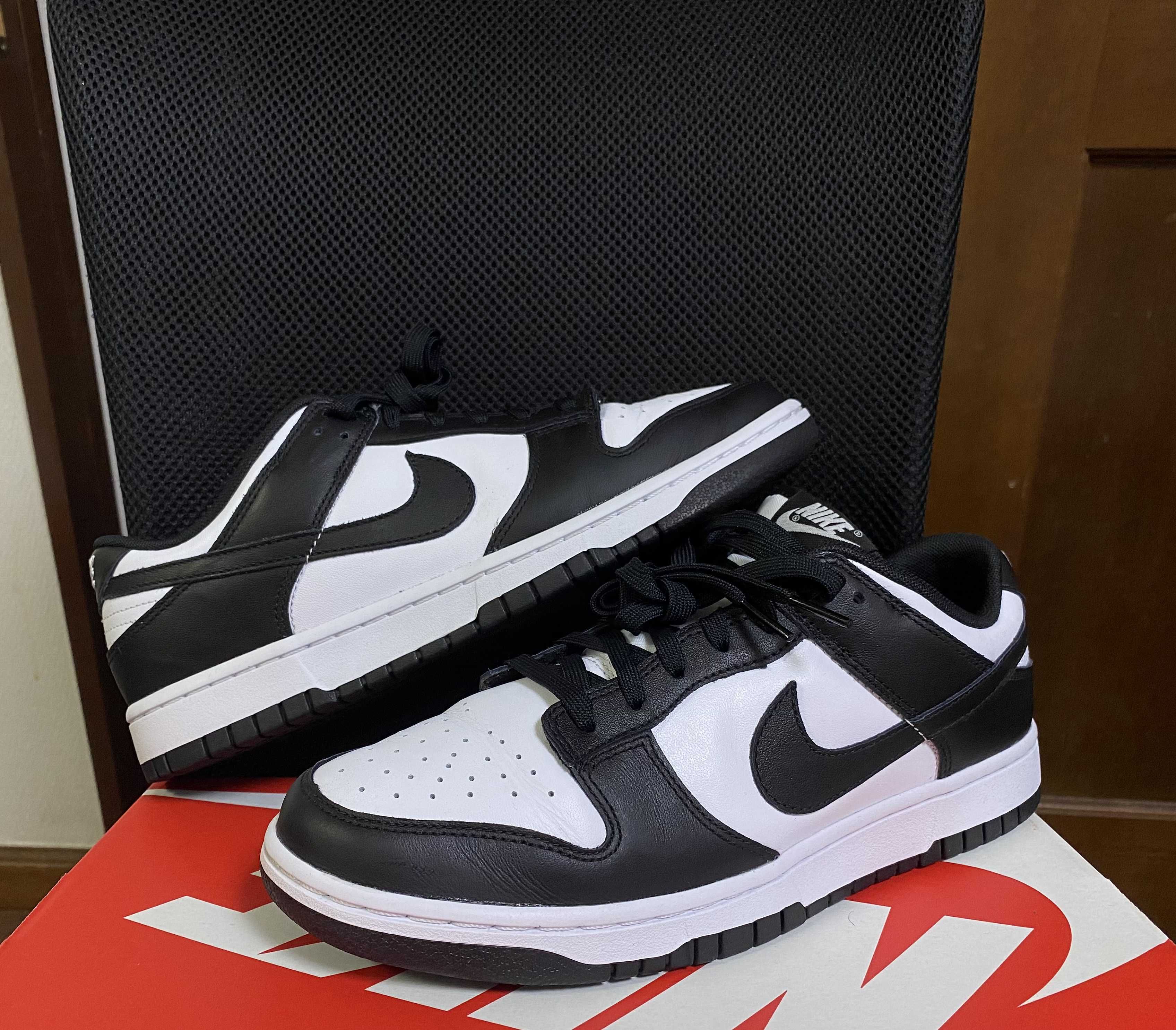 Nike Dunk Low Retro "Panda/White/Black"