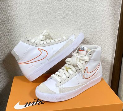 NIKE BLAZER MID '77 SE "FIRST USE" ORANGE