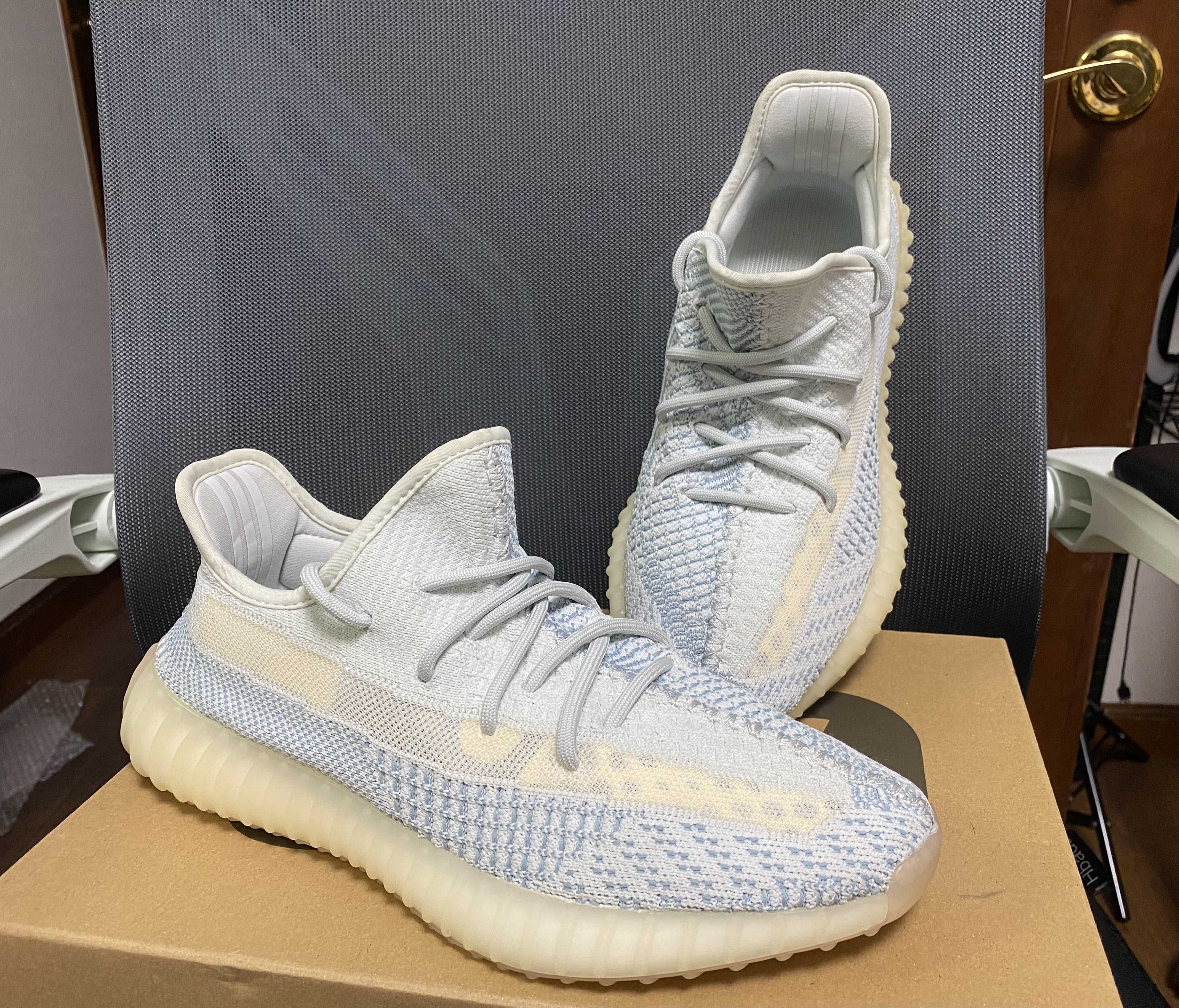 adidas YEEZY Boost 350 V2 "Cloud White"