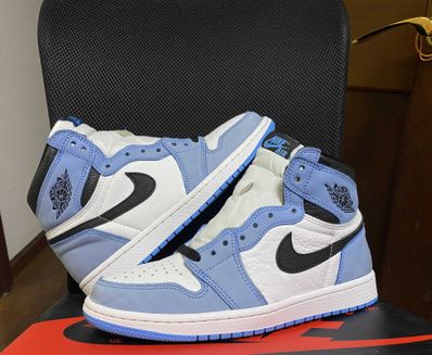 Nike Air Jordan 1 High OG "University Blue"