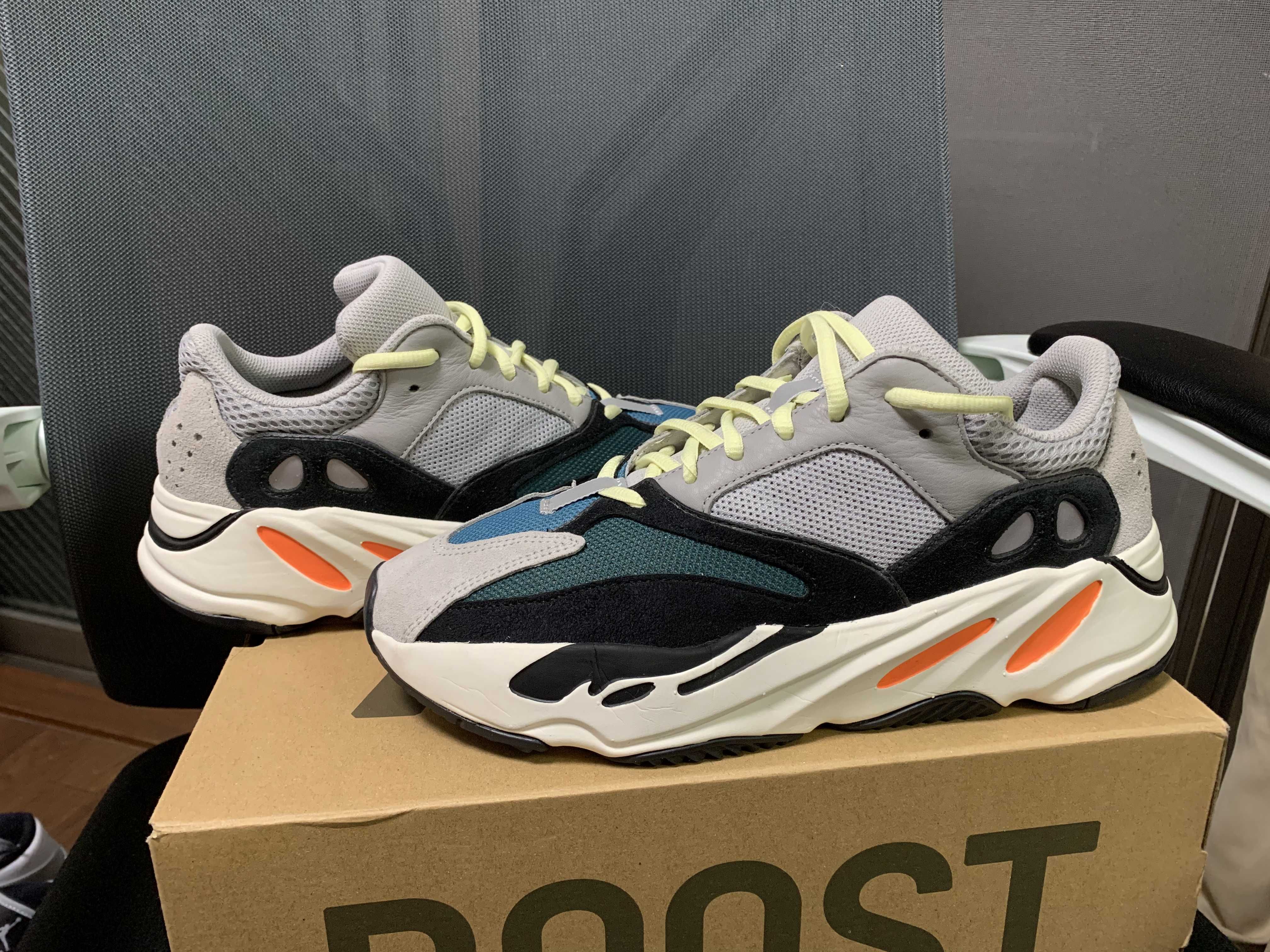 adidas YEEZY Boost 700 "Wave Runner"