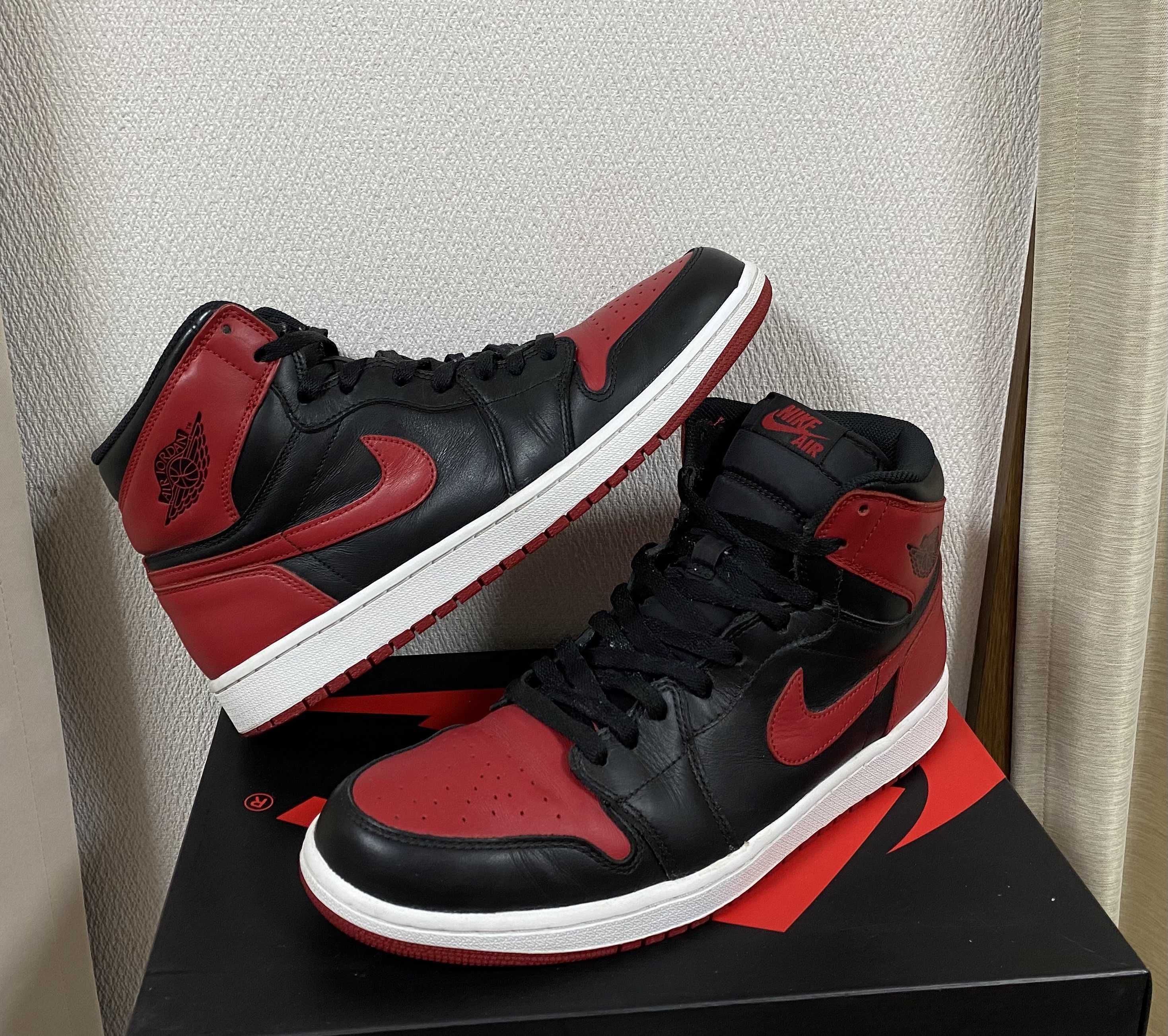 Nike Air Jordan 1 Retro High OG "Bred" (2013)