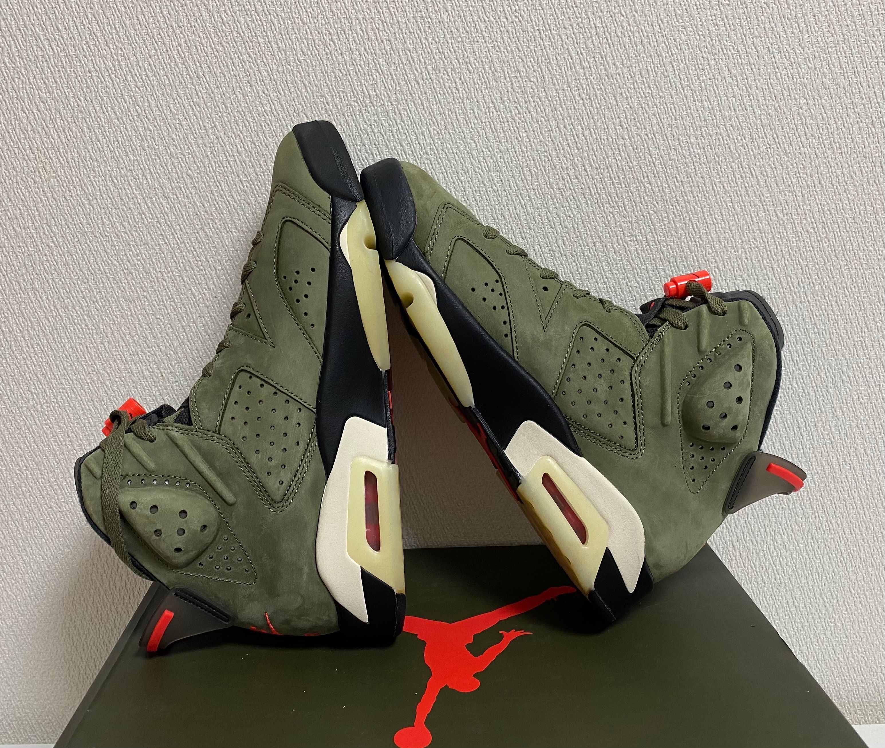 Travis Scott × Nike Air Jordan 6 Retro "Medium Olive"