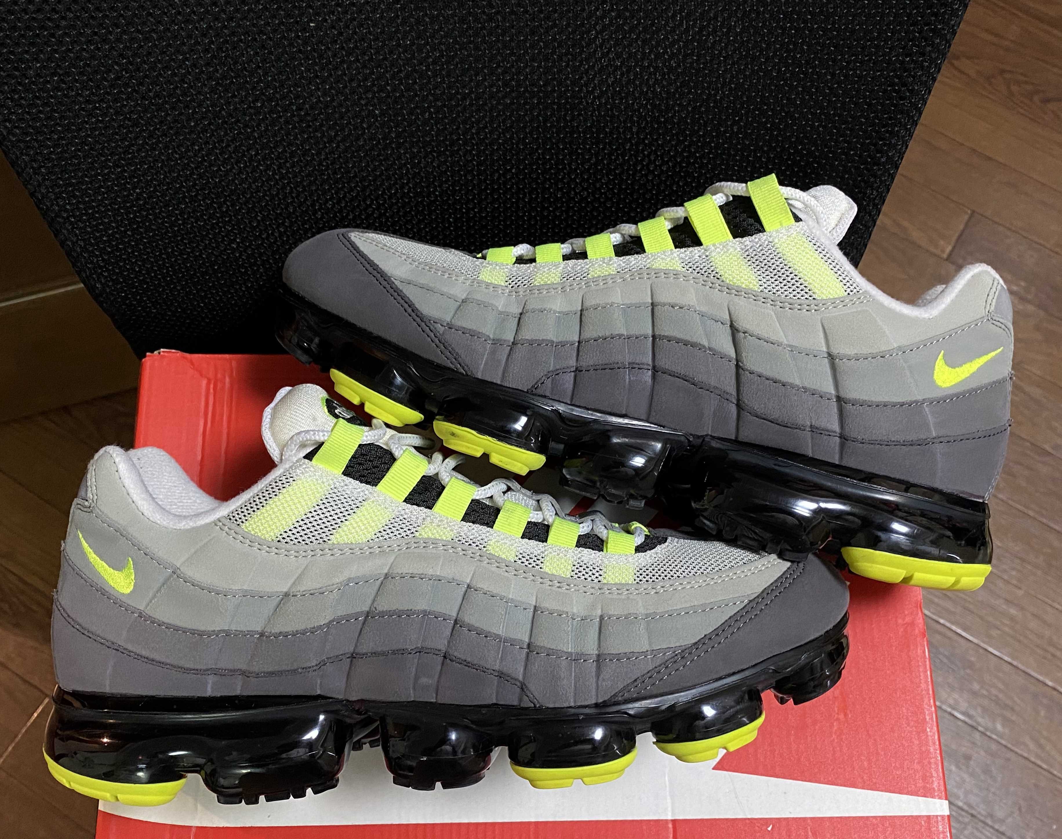 Nike Air Vapormax 95 "Neon"