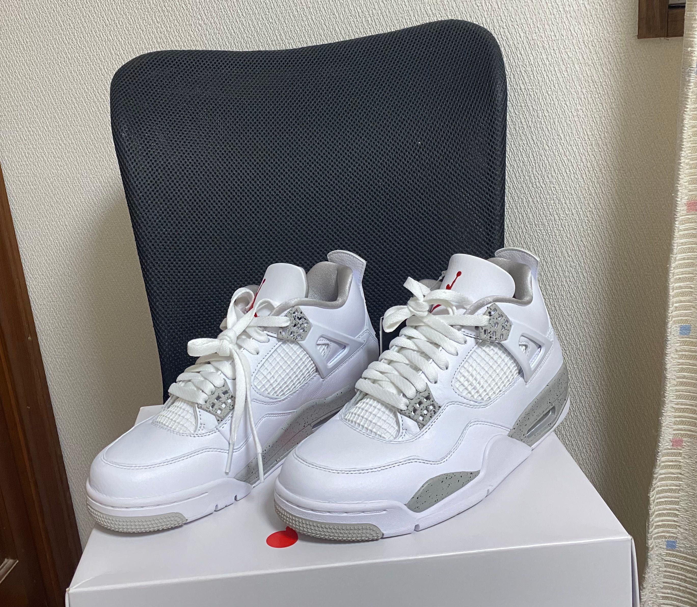 Nike Air Jordan 4 "Tech White"  