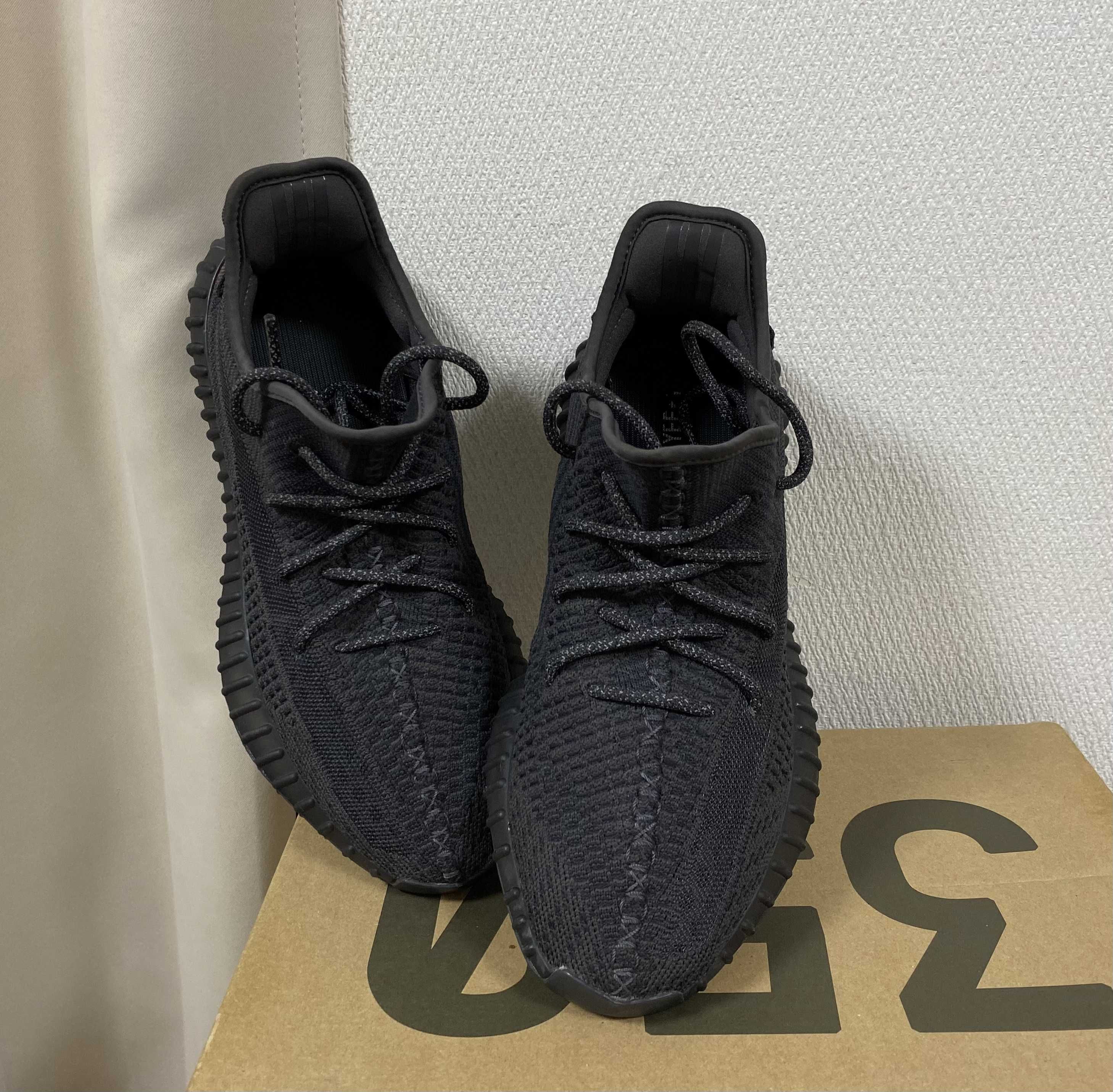 adidas YEEZY Boost 350 V2 "Black"