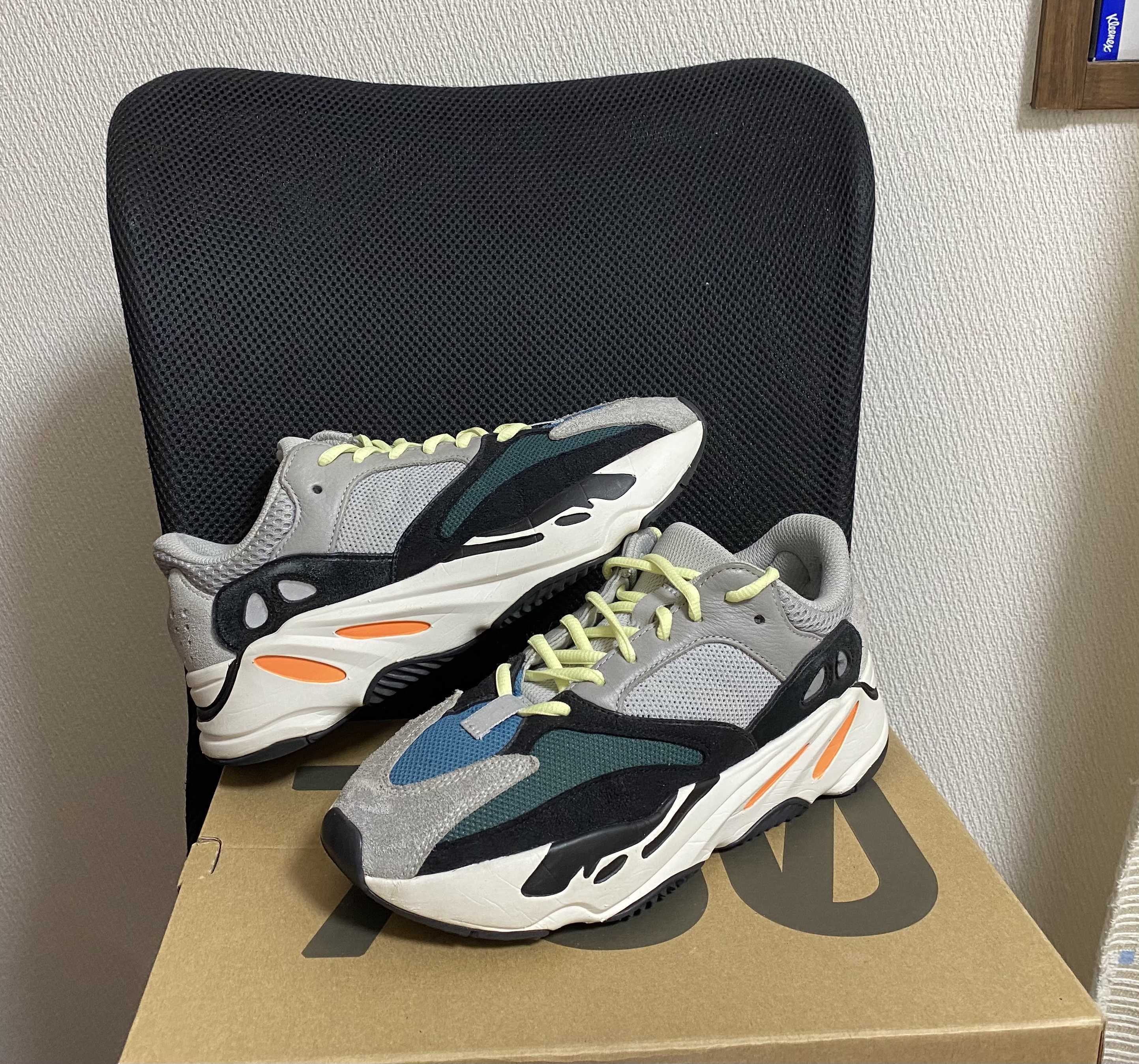 adidas YEEZY Boost 700 "Wave Runner"