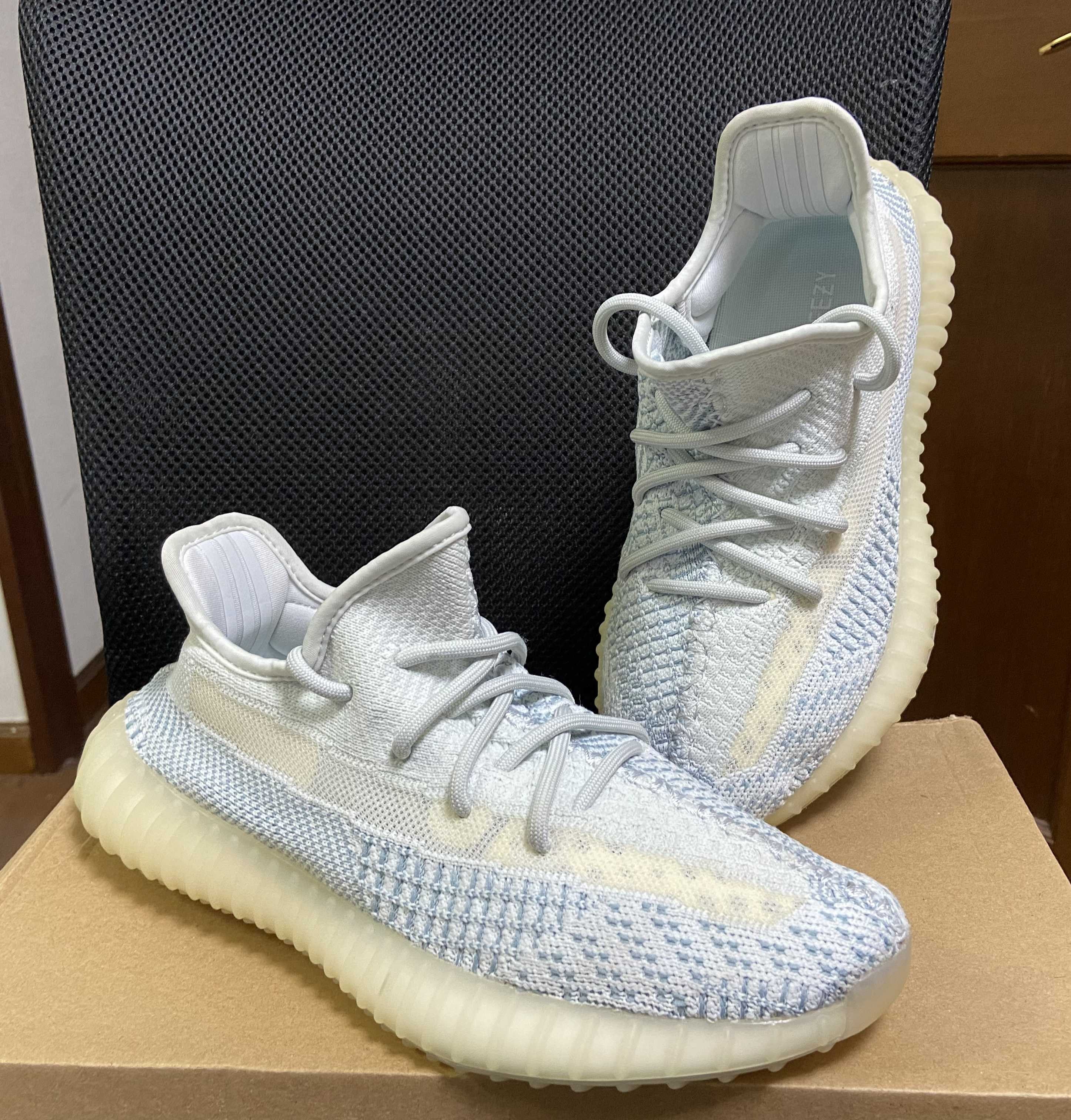 adidas YEEZY Boost 350 V2 "Cloud White"