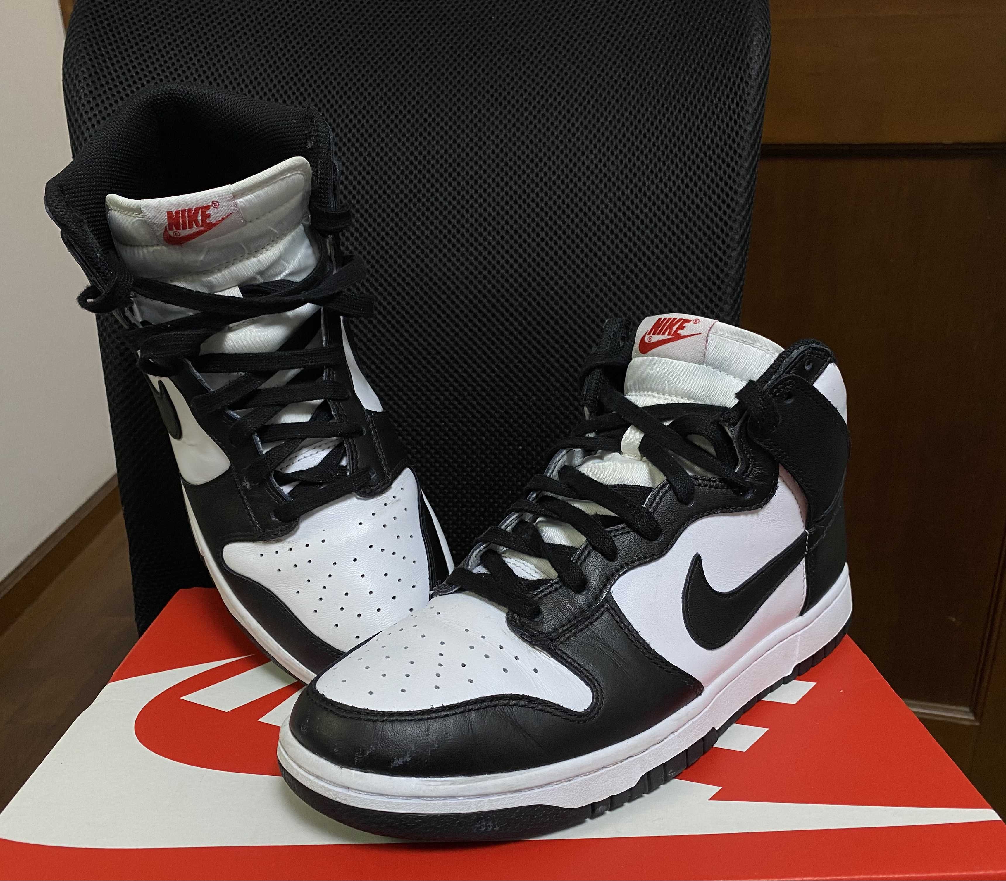 Nike Dunk High "Black and White"