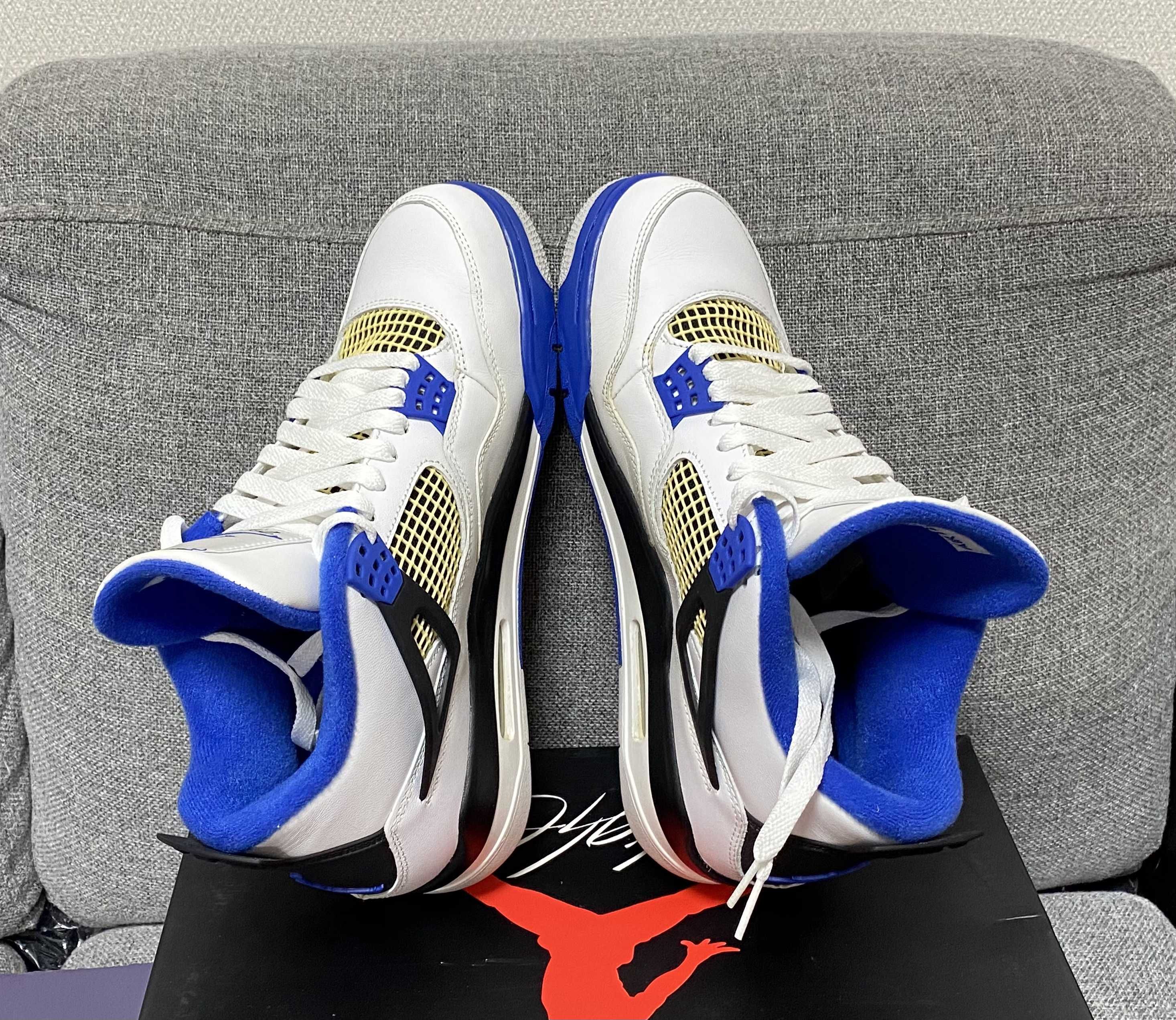 NIKE AIR JORDAN 4 RETRO "MOTORSPORTS" (2017)