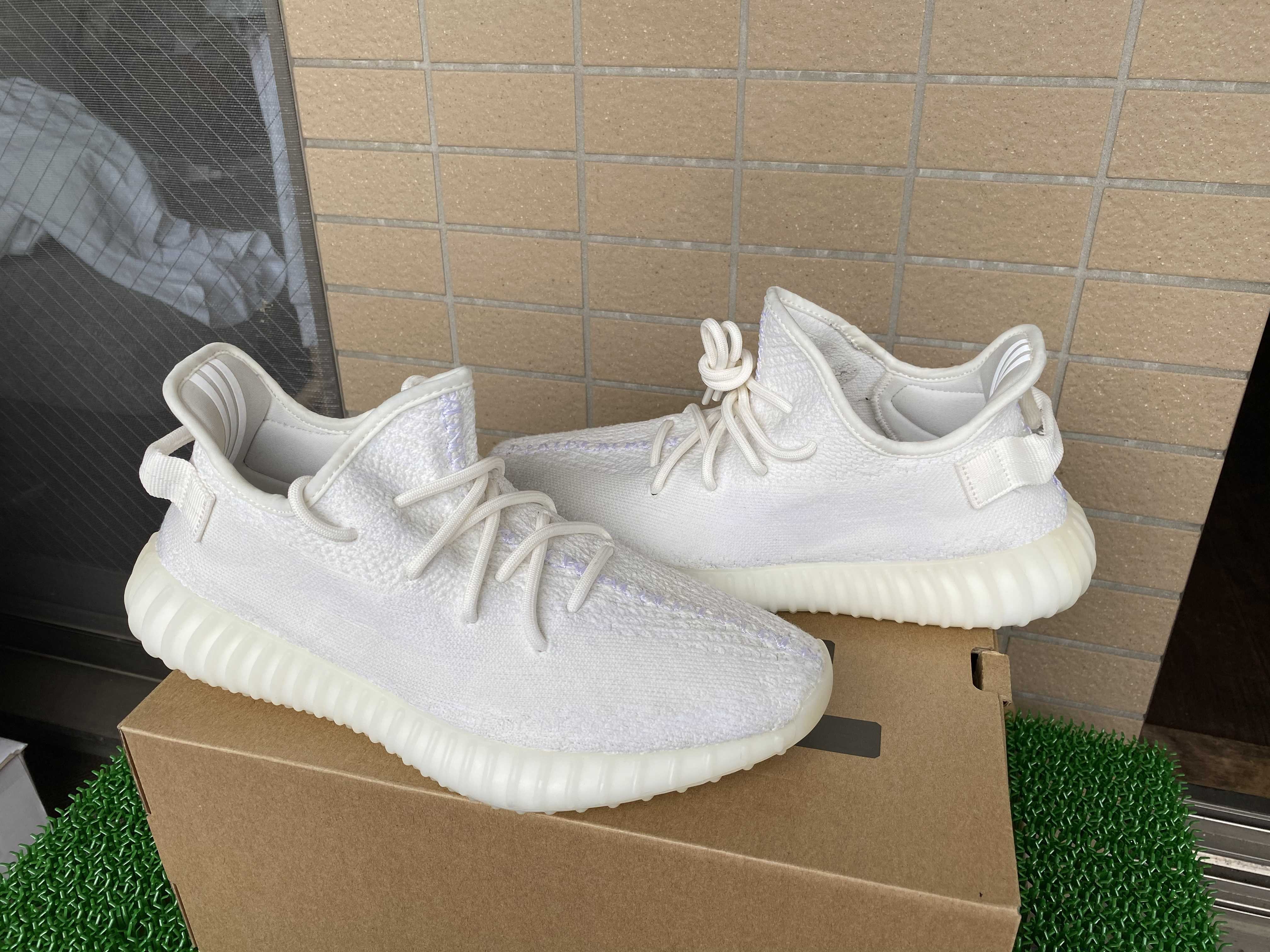 adidas YEEZY Boost 350 V2 "Cream White"