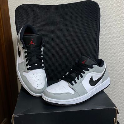 Nike Air Jordan 1 Low "Light Smoke Grey"