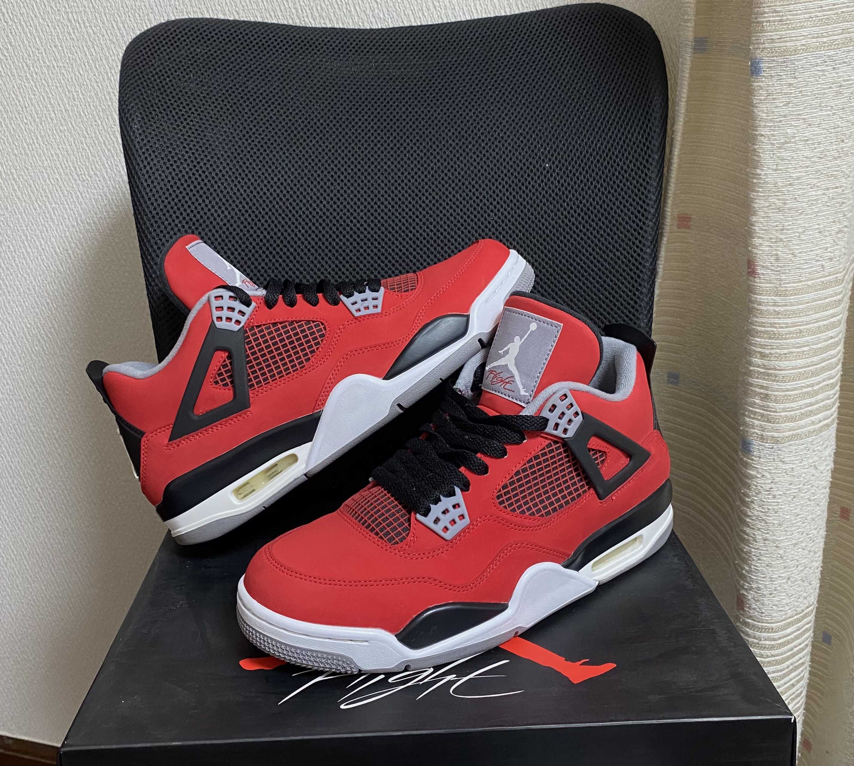 Nike Air Jordan 4 Retro "Toro Bravo"