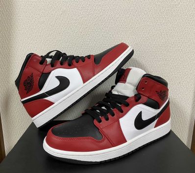 Nike Air Jordan 1 Mid "Chicago Black Toe"