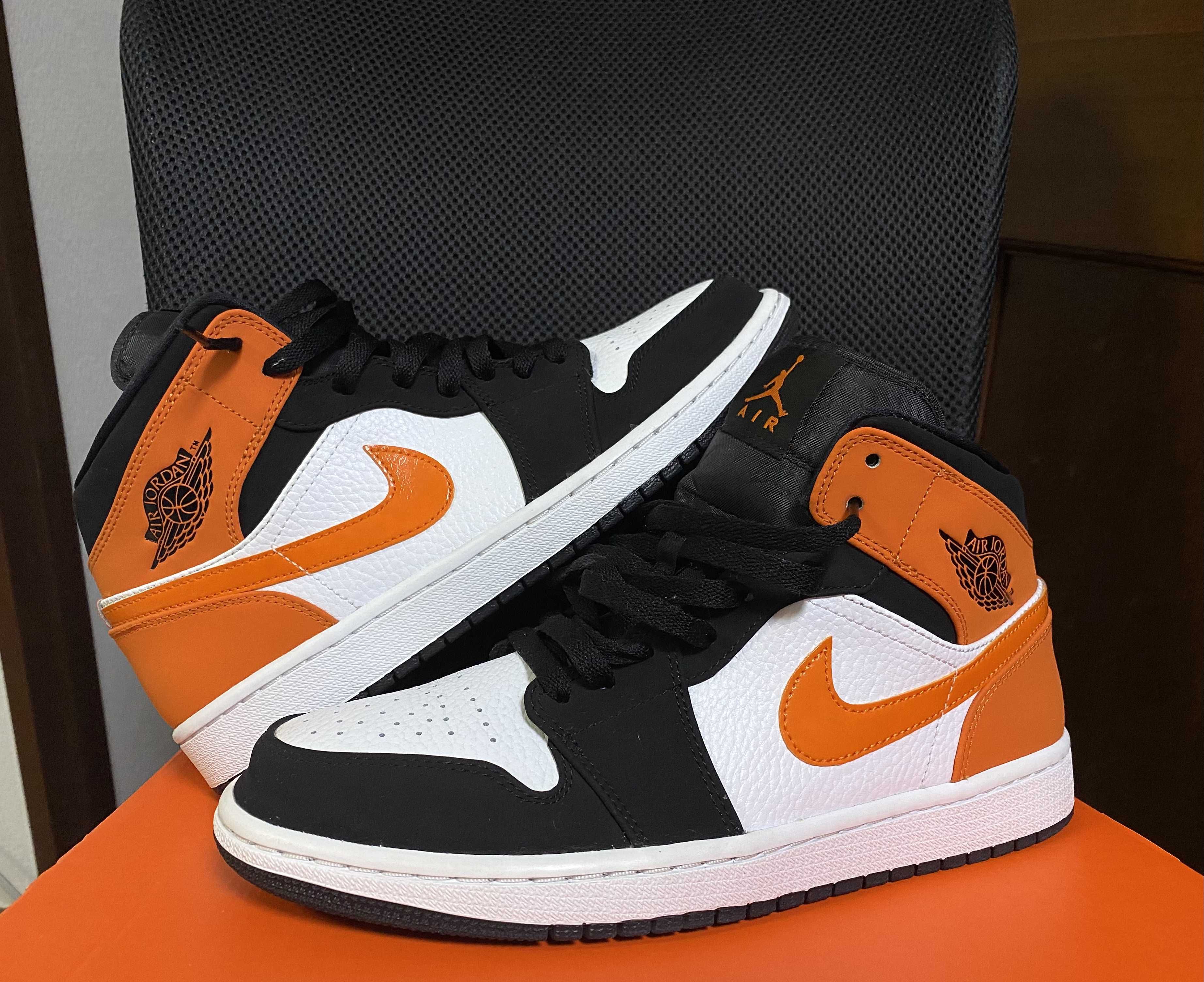 NIKE AIR JORDAN 1 MID "SHATTERED BACKBOARD"
