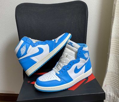 Nike Air Jordan 1 Retro High "UNC"