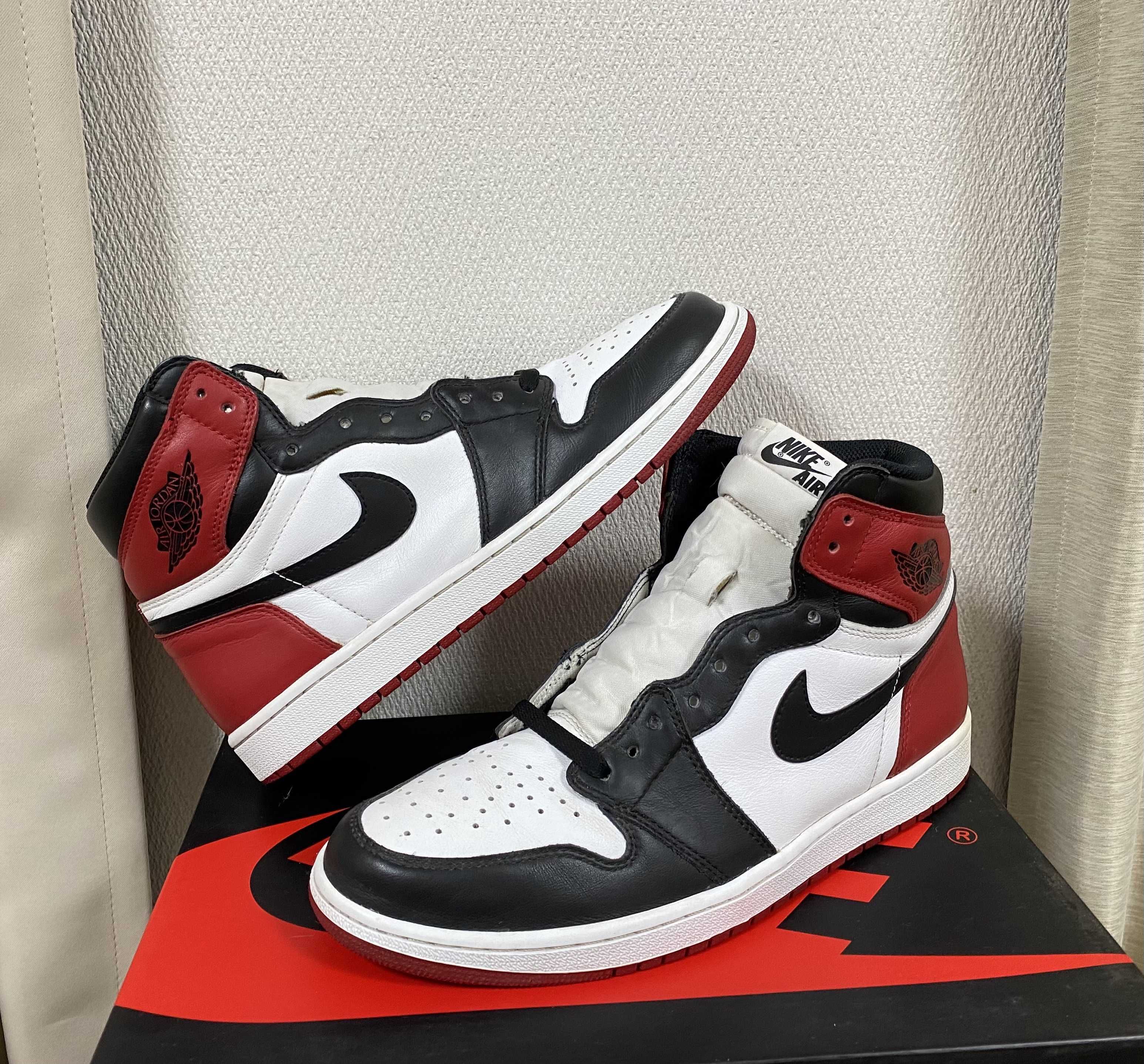 Nike Air Jordan 1 Retro High OG "Black Toe"(2016)
