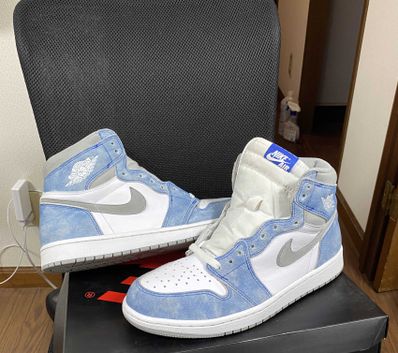 Nike Air Jordan 1 High OG "Hyper Royal"