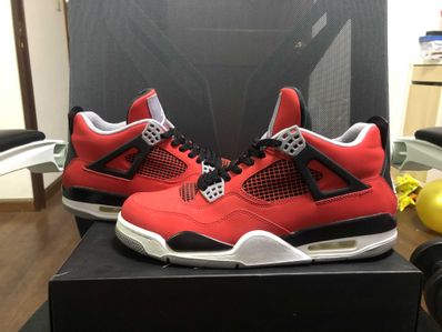 Nike Air Jordan 4 Retro "Toro Bravo"
