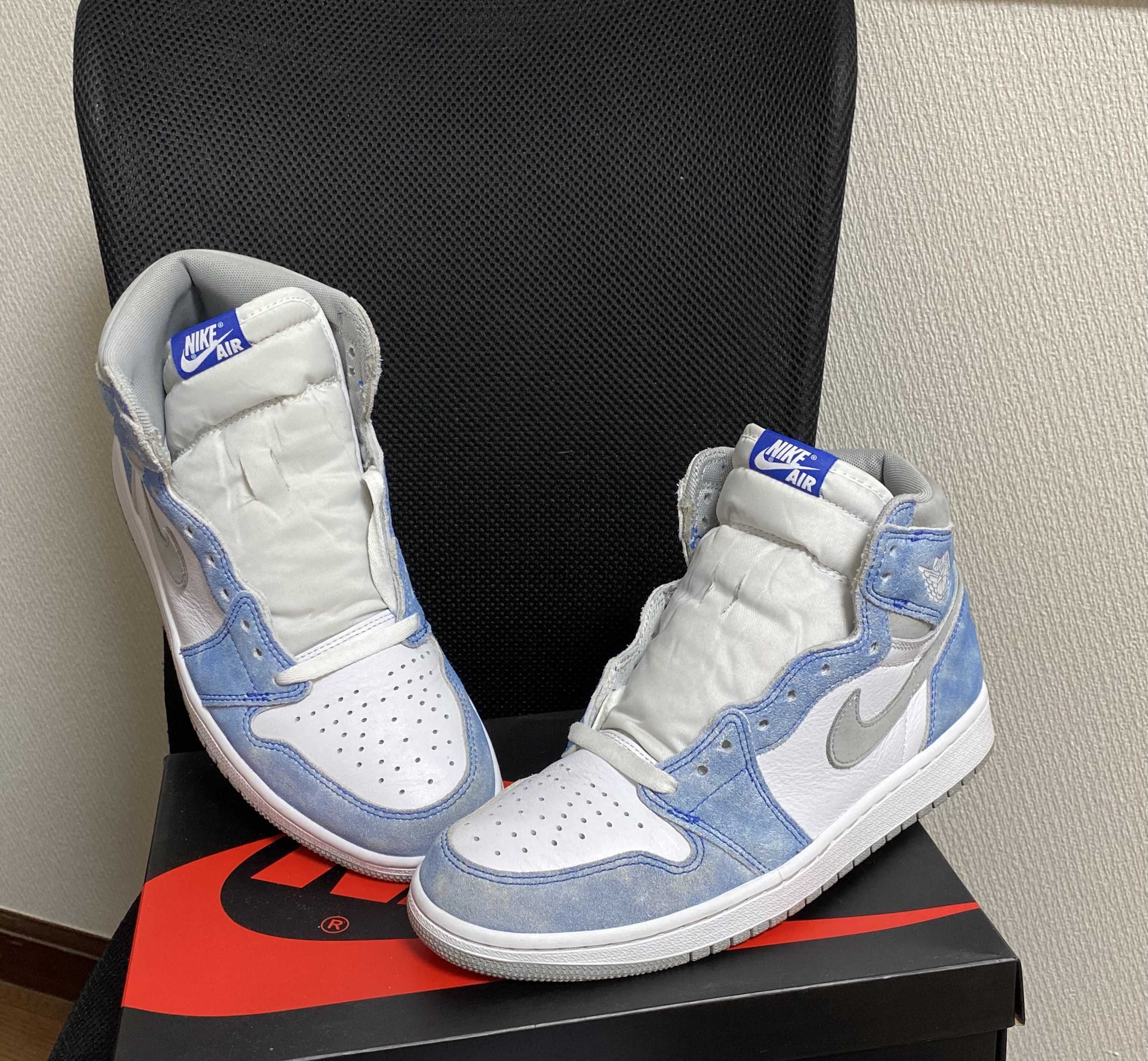 Nike Air Jordan 1 High OG "Hyper Royal"