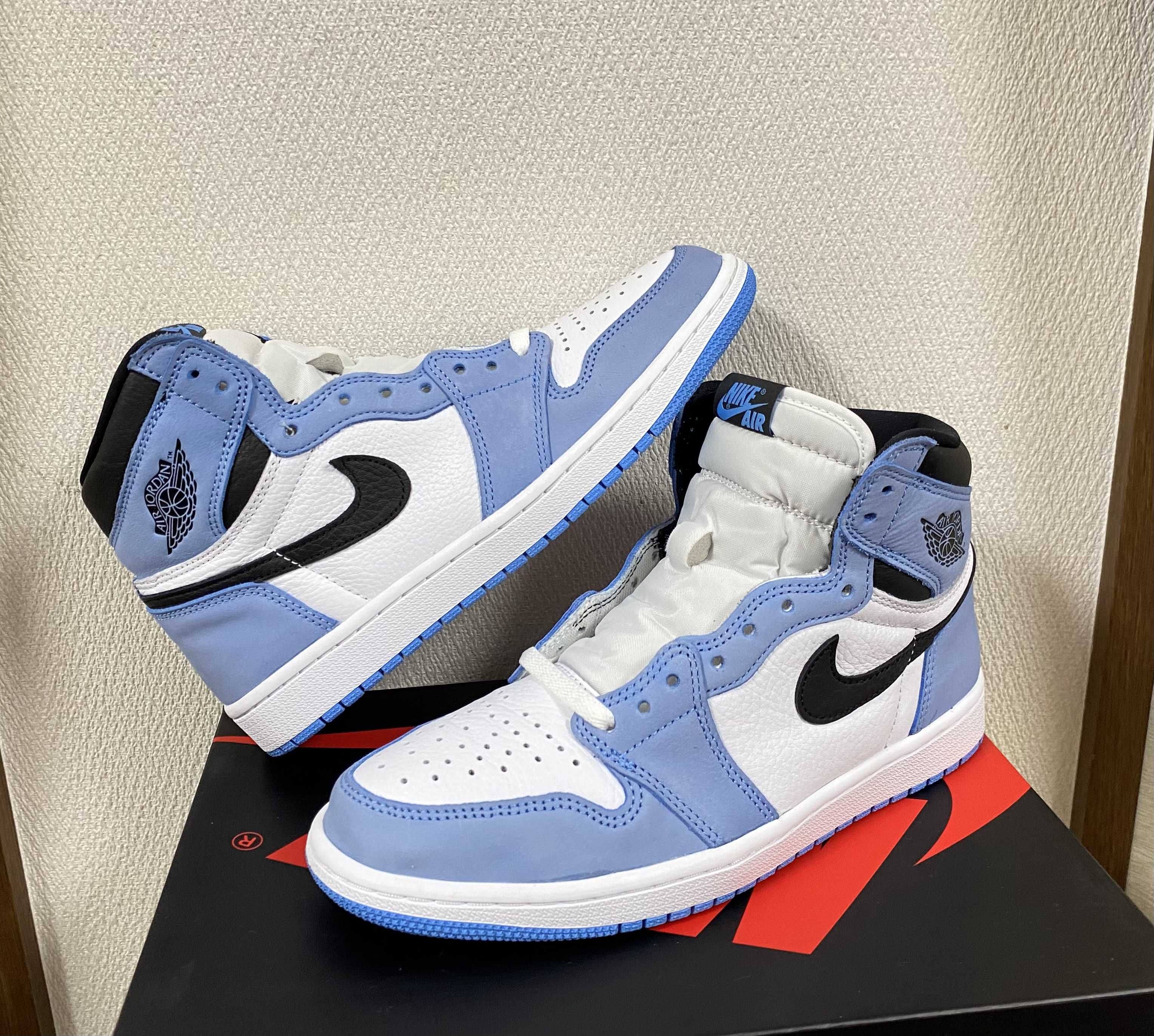 Nike Air Jordan 1 High OG "University Blue"