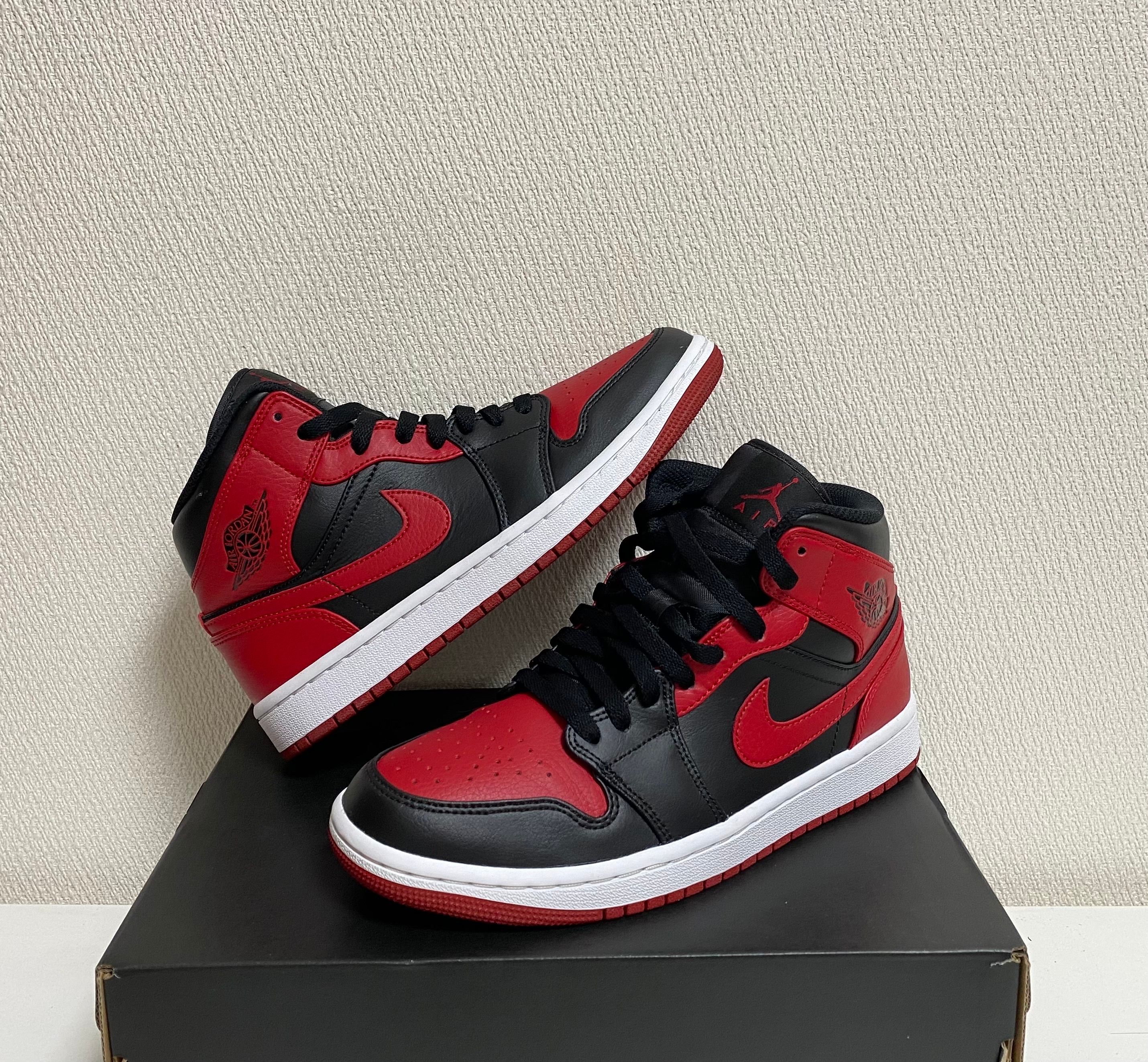 Nike Air Jordan 1 Mid "Bred"
