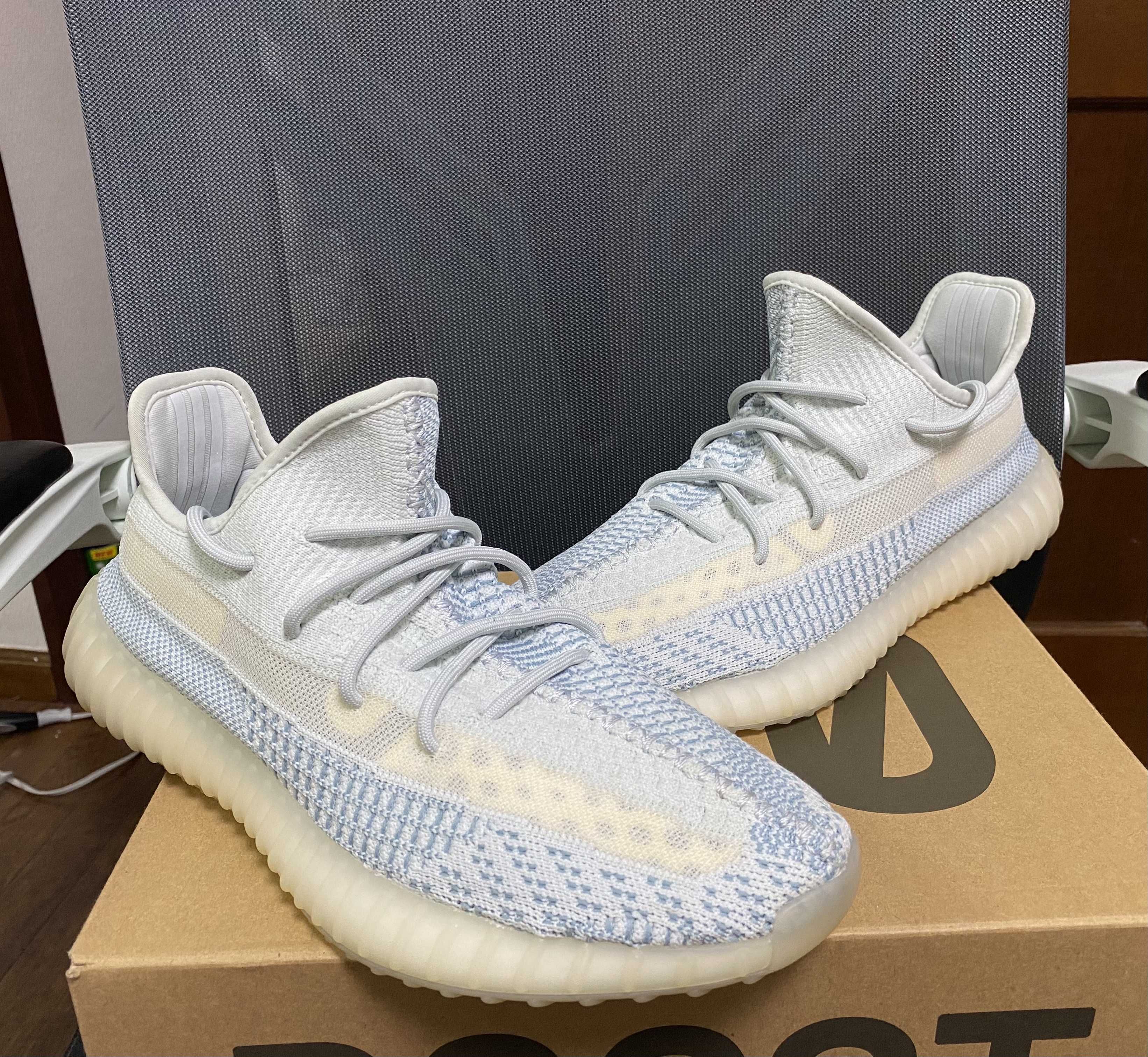 adidas YEEZY Boost 350 V2 "Cloud White"
