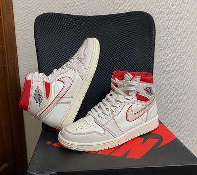 Nike Air Jordan 1 Retro High OG "Sail/University Red"