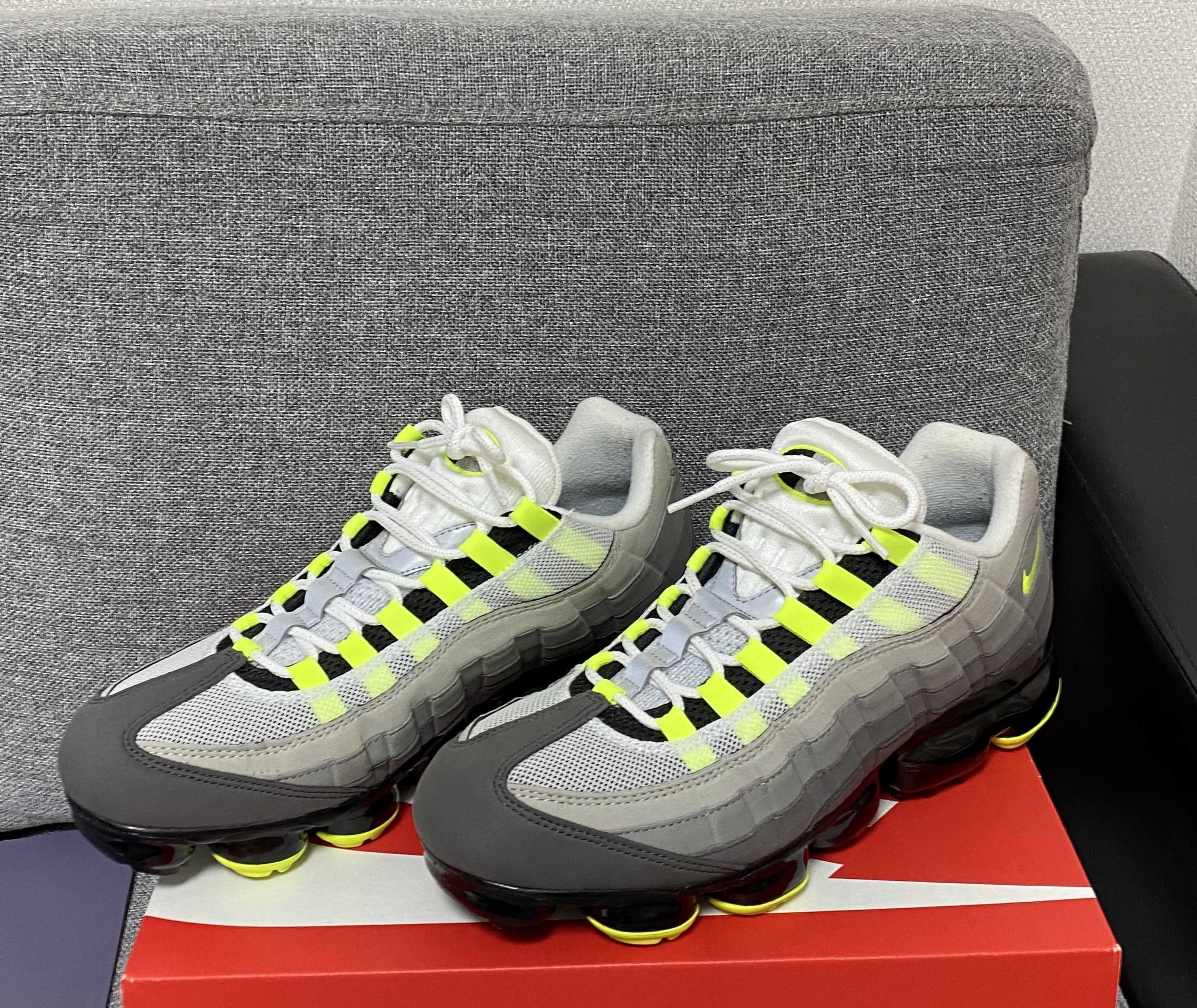 Nike Air Vapormax 95 "Neon"