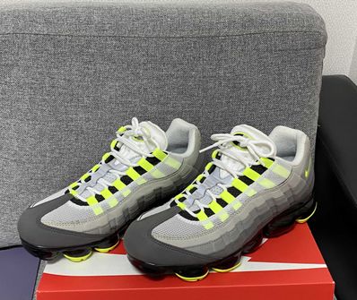 Nike Air Vapormax 95 "Neon"