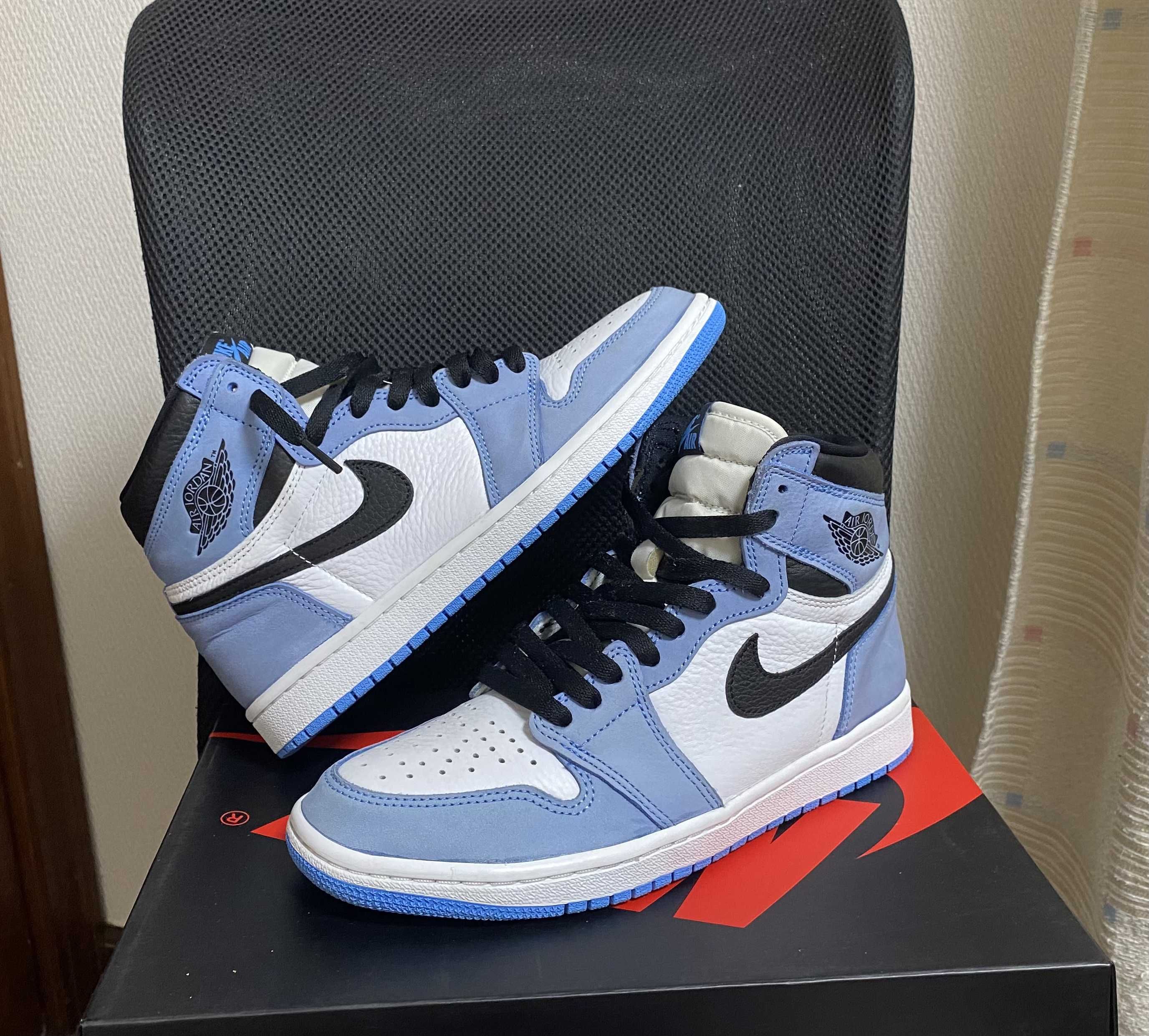 Nike Air Jordan 1 High OG "University Blue"