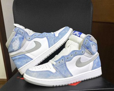 Nike Air Jordan 1 High OG "Hyper Royal"