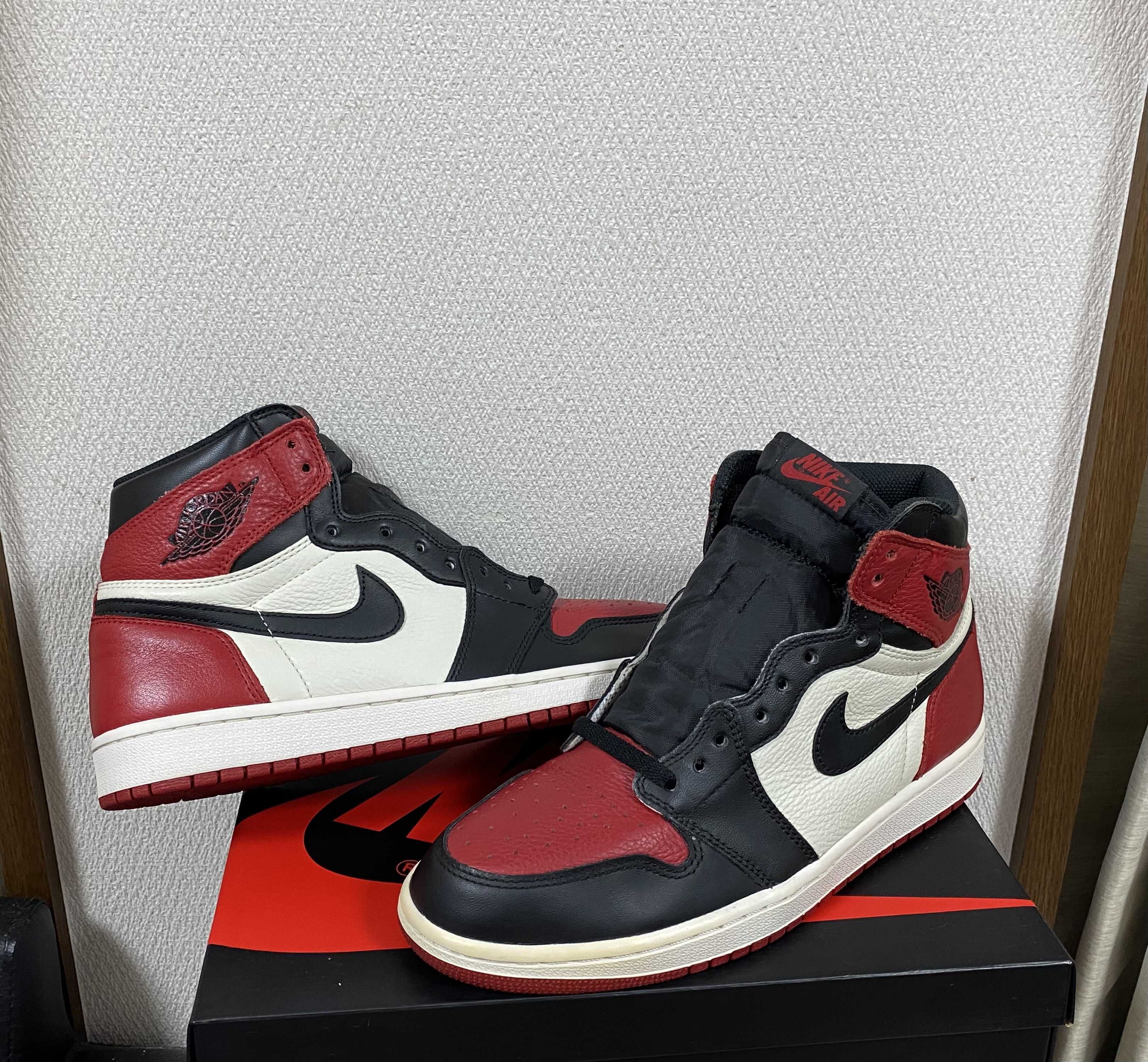 Nike Air Jordan 1 Retro High OG "Bred Toe"