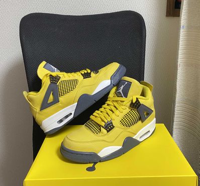 Nike Air Jordan 4 "Tour Yellow"