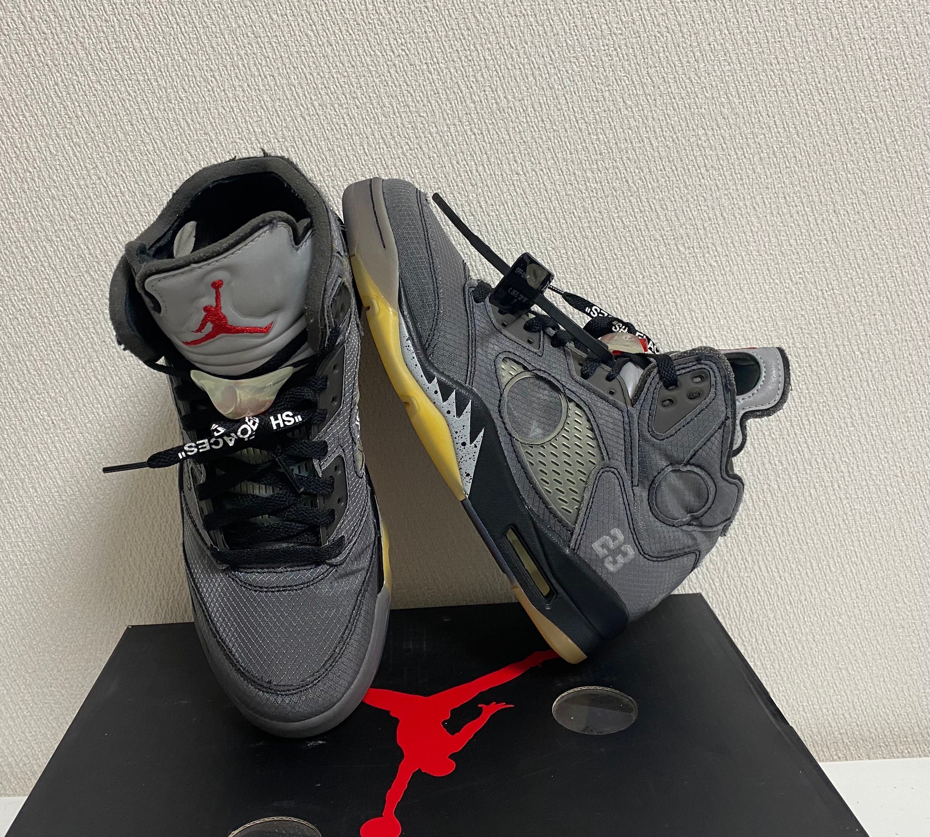 Off-White × Nike Air Jordan 5 "Black/Muslin/Fire Red"