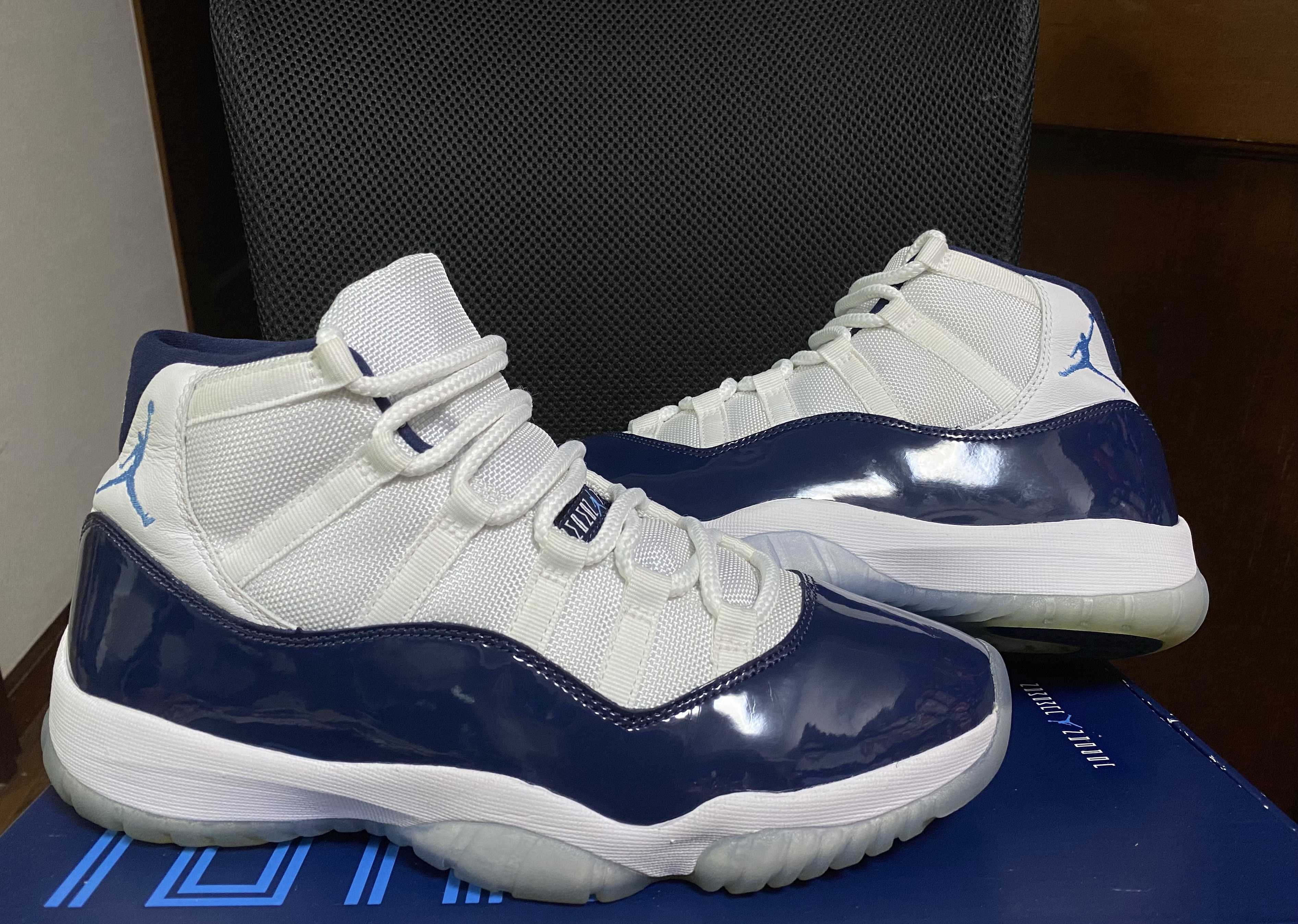 Nike Air Jordan 11 Retro "UNC Win Like 82"